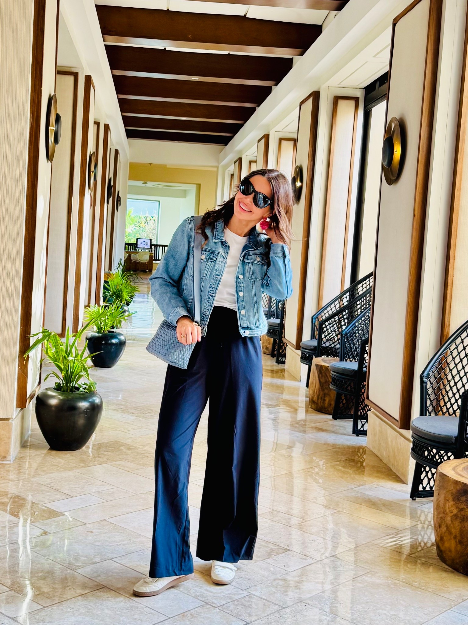 I have worn this millennial mom uniform 800 times and posted it 800 times, but I will keep posting until I make each and every one of you believers in these dry fit wide leg pants! 😉

Are they workout pants? Are they travel pants? Are they beach pants?! I don’t know, but they dry instantly, are lightweight, and I have been wearing them nonstop since I first picked them up in the fall. 

#LTKTravel #LTKmomlife #LTKootd