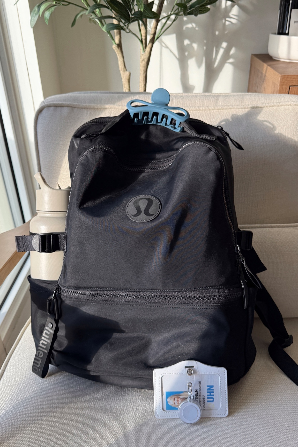 I’ve had this bag all throughout university and I still bring it to work everyday. So spacious and cute !! 🤍🤍

#LTKworkwear #LTKbag #LTKgiftguide