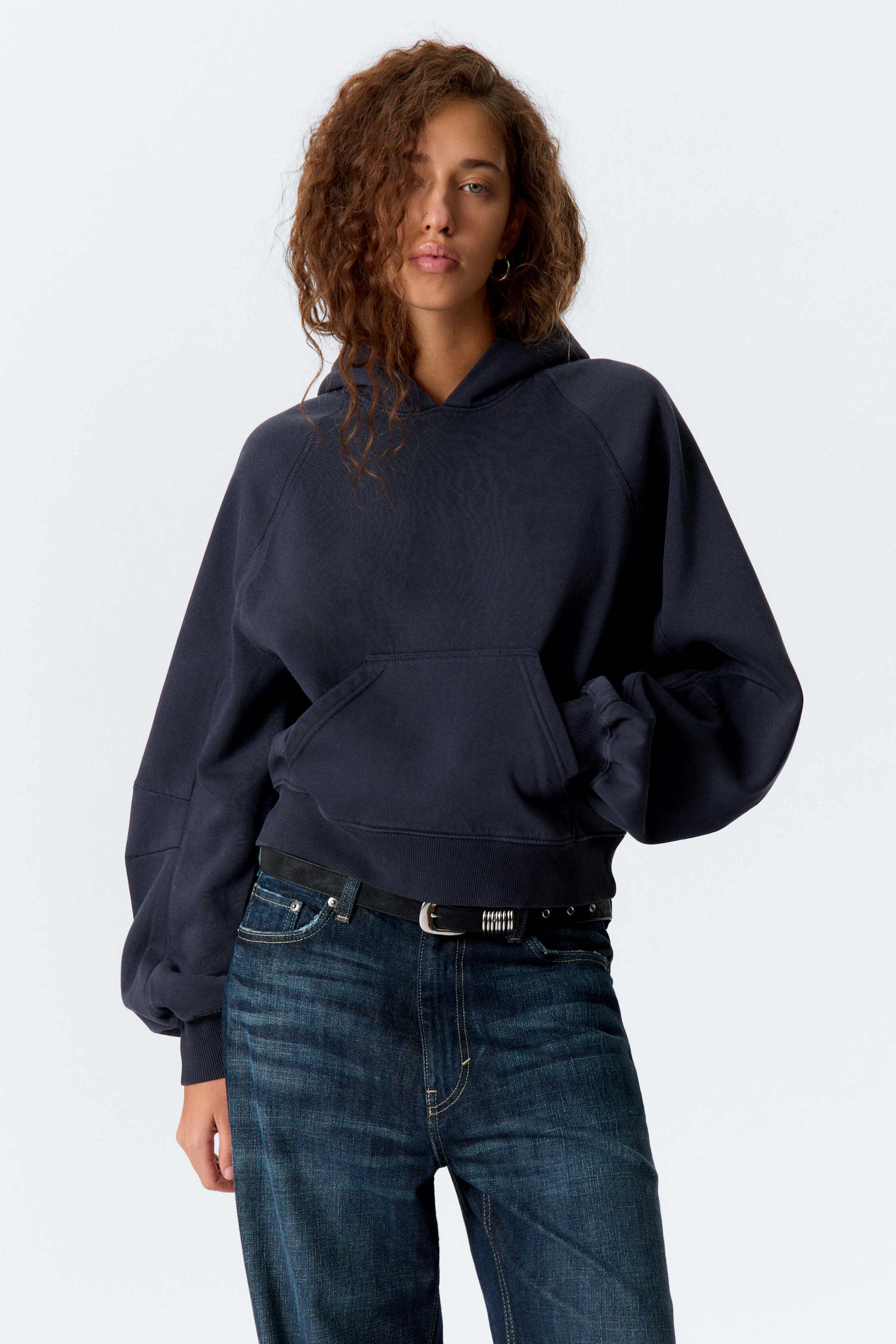 Boxy Hoodie mit Raglanärmeln | H&M (DE, AT, CH, NL, FI)