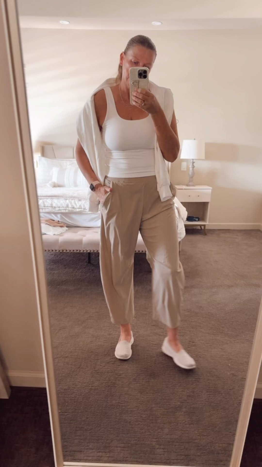 Cute and casual barrel leg pants

These pants are everything, love the barrel leg trend

Barrel leg pants, old navy activewear, casual outfit, white tank,

#LTKtravel #LTKsummer #LTKmidsize