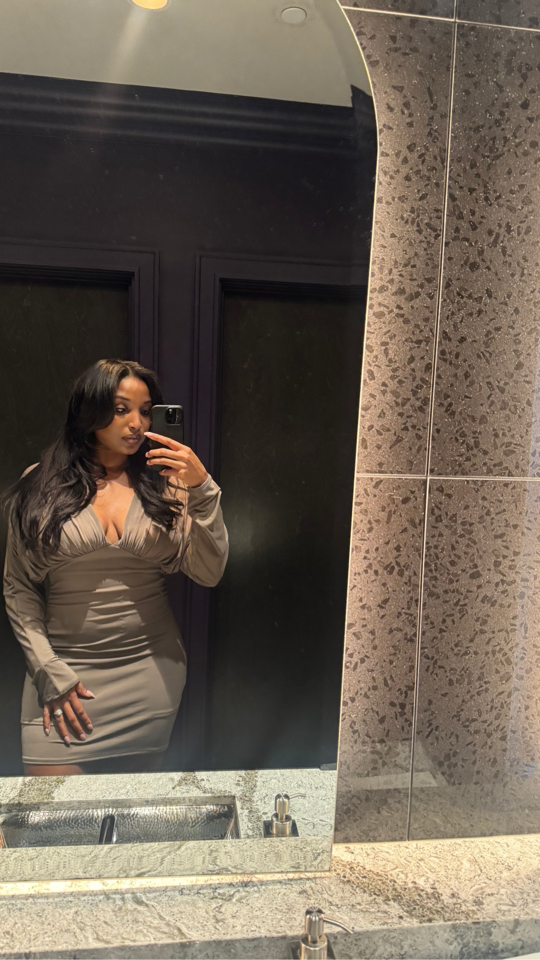 Stepping out for the New Year!

Dress: Zara VOLUMINOUS SHORT DRESS
Shoes: Burlington 
Purse: Amazon

#LTKMidsize #LTKTall #LTKFindsUnder100