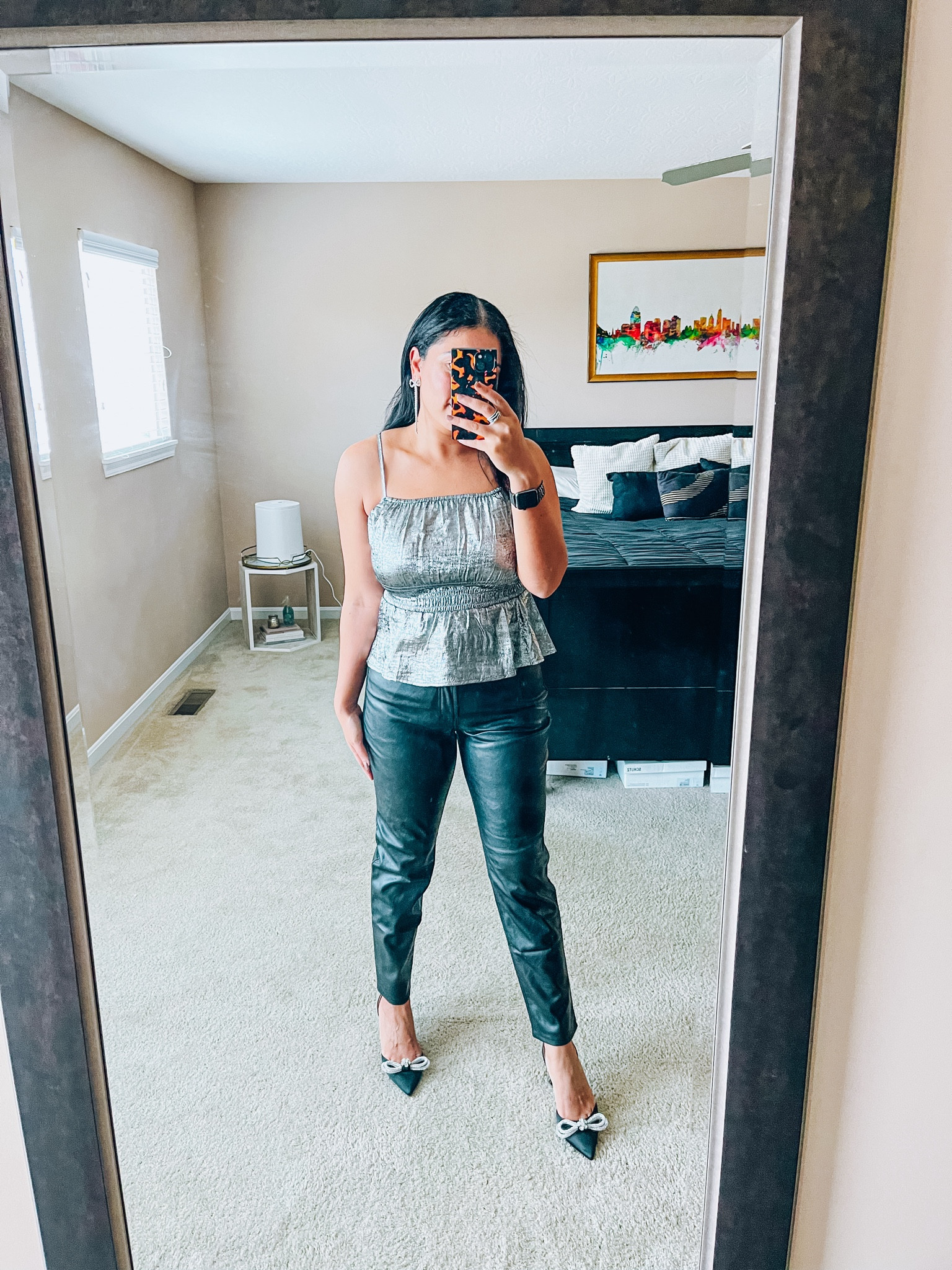 Silver top on sale for $10
Holiday outfits 
Size small in top


#LTKCyberWeek #LTKfindsunder50 #LTKHoliday