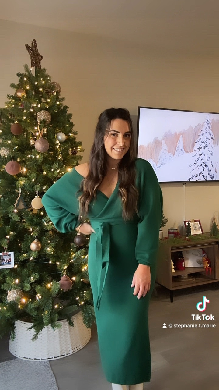 Amazon holiday outfit idea 💚✨


#LTKstyletip #LTKVideo #LTKHoliday