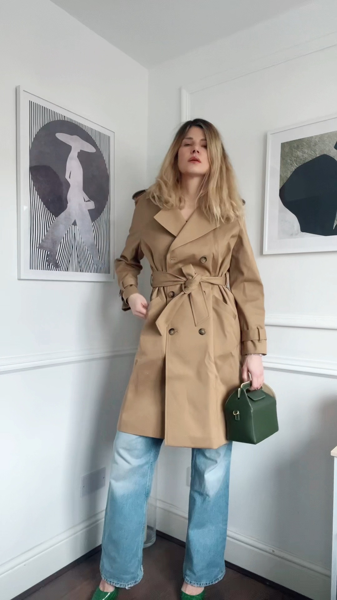 Sezane haul, Sezane coat, Sezane trench, green shoes, croc shoes, green bag 

#LTKover40 #LTKeurope #LTKVideo