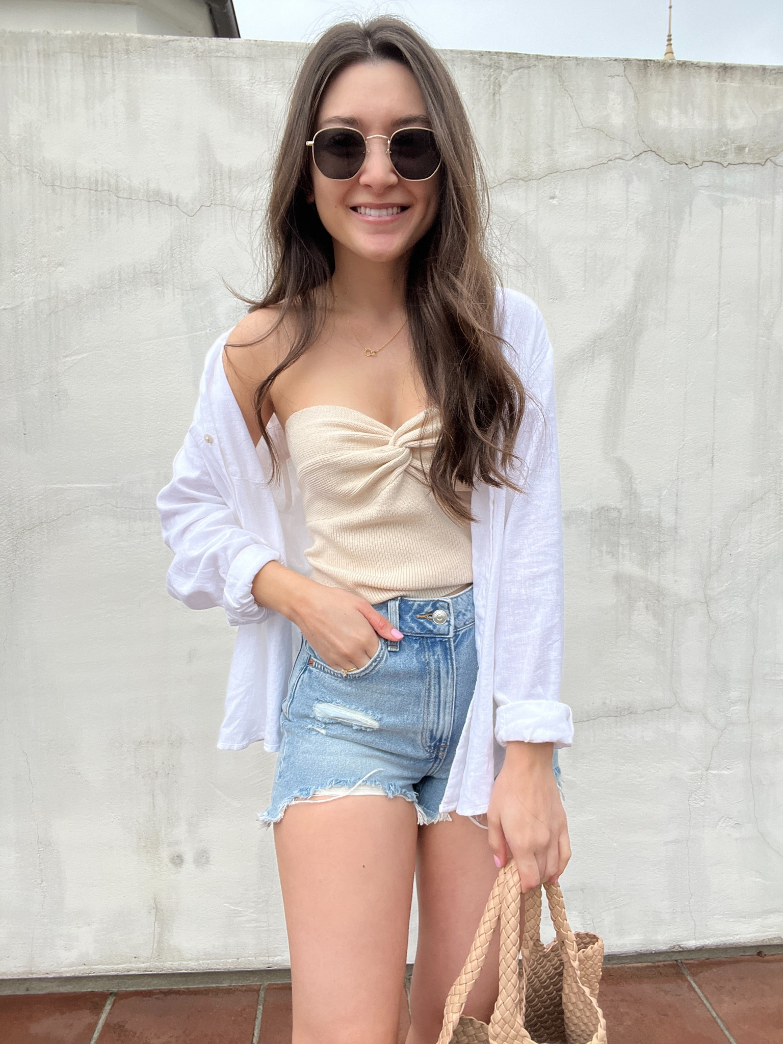Wearing an XS in tube top! 


amazon finds, amazon fashion, tube top, sweater tank, jean shorts, woven tote, linen button down, denim shorts, summer style, vacation style, resort wear 

#LTKunder50 #LTKstyletip #LTKunder100