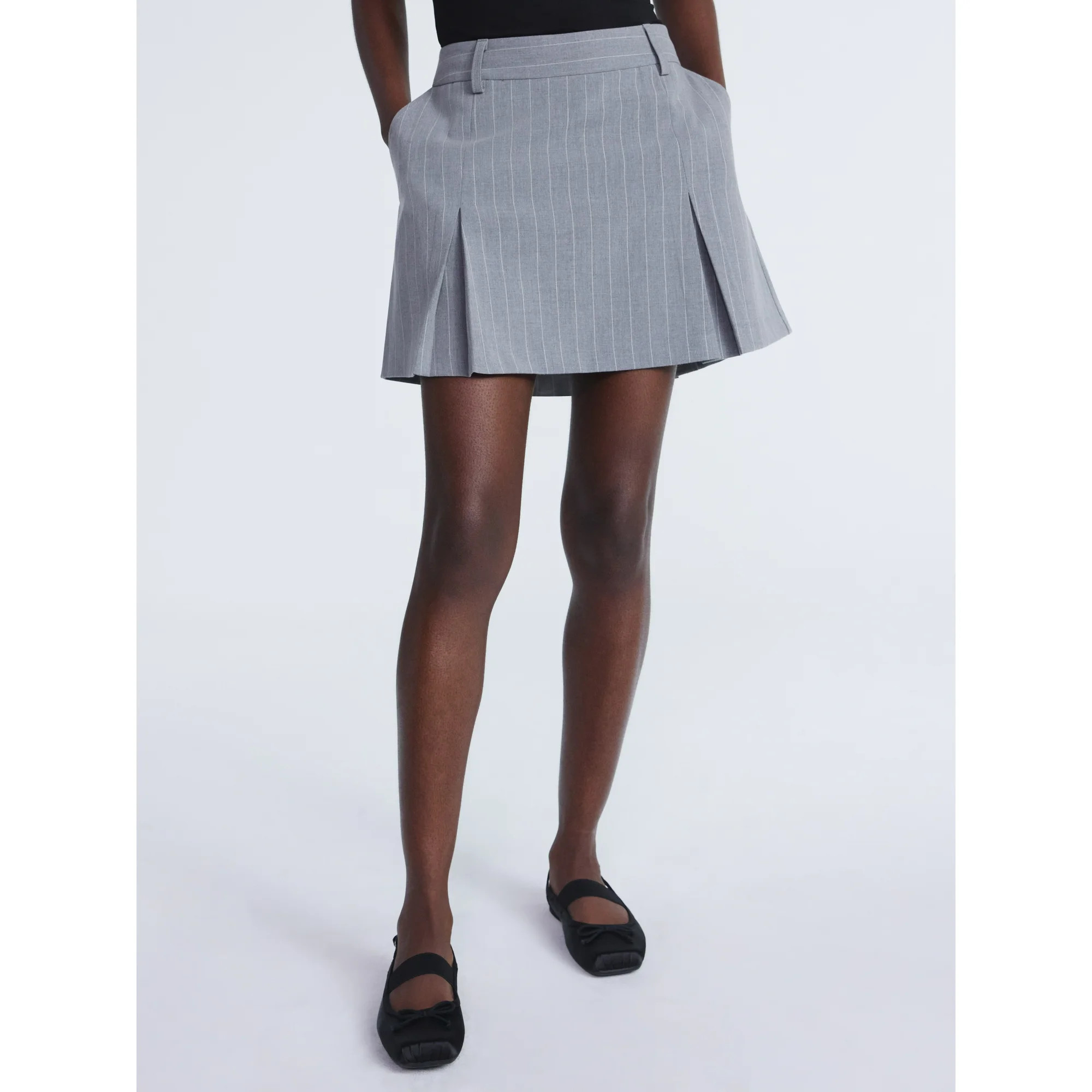 Scoop Women’s Pinstripe Pleated Mini Skirt, Sizes 0-20 | Walmart (US)
