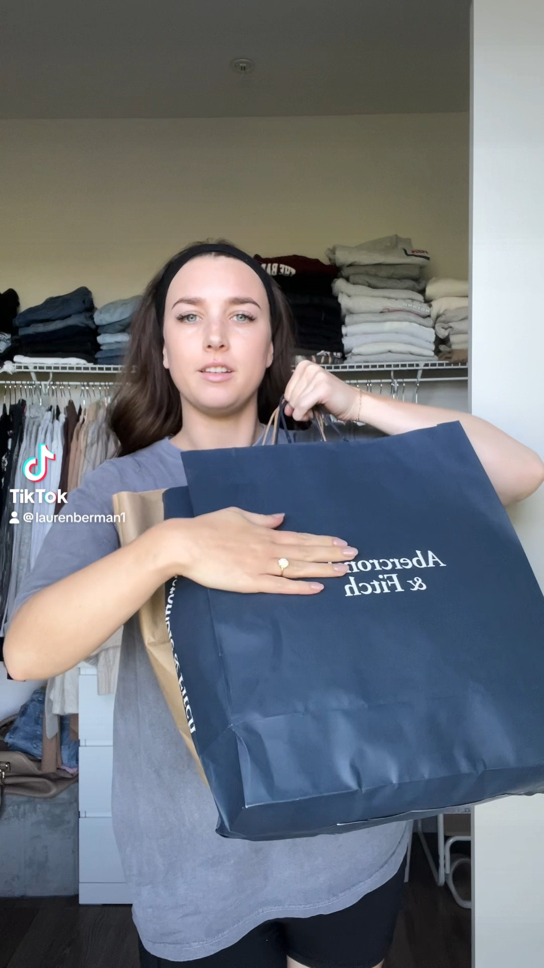 Fall clothing haul!!! I can’t decide which piece is my favorite 

#LTKSeasonal #LTKFindsUnder100 #LTKFallSale