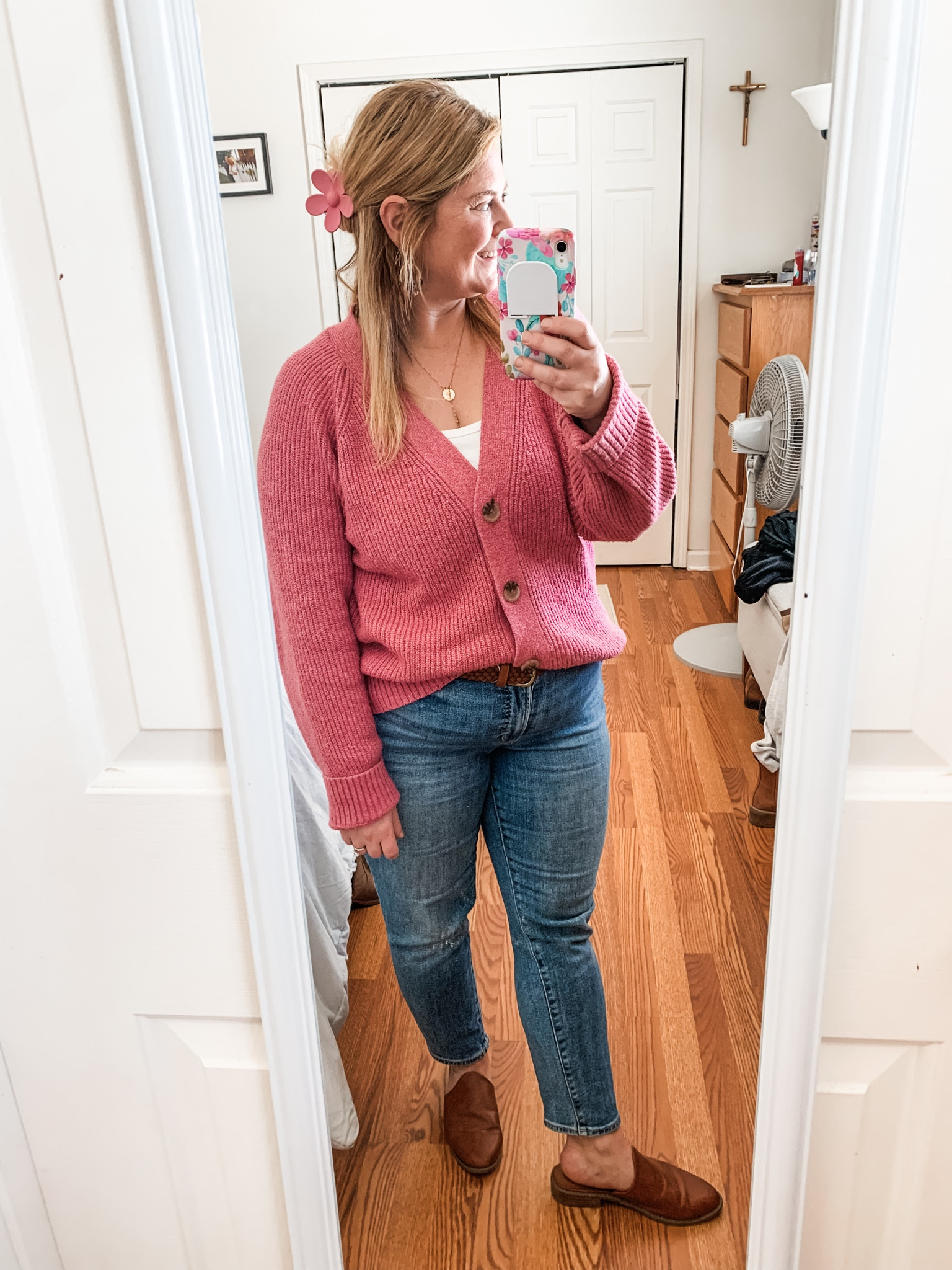 Spring outfit
Pink cardigan
Old navy OG straight jeans
Mules 
Flower clip

#LTKSeasonal #LTKstyletip #LTKmidsize