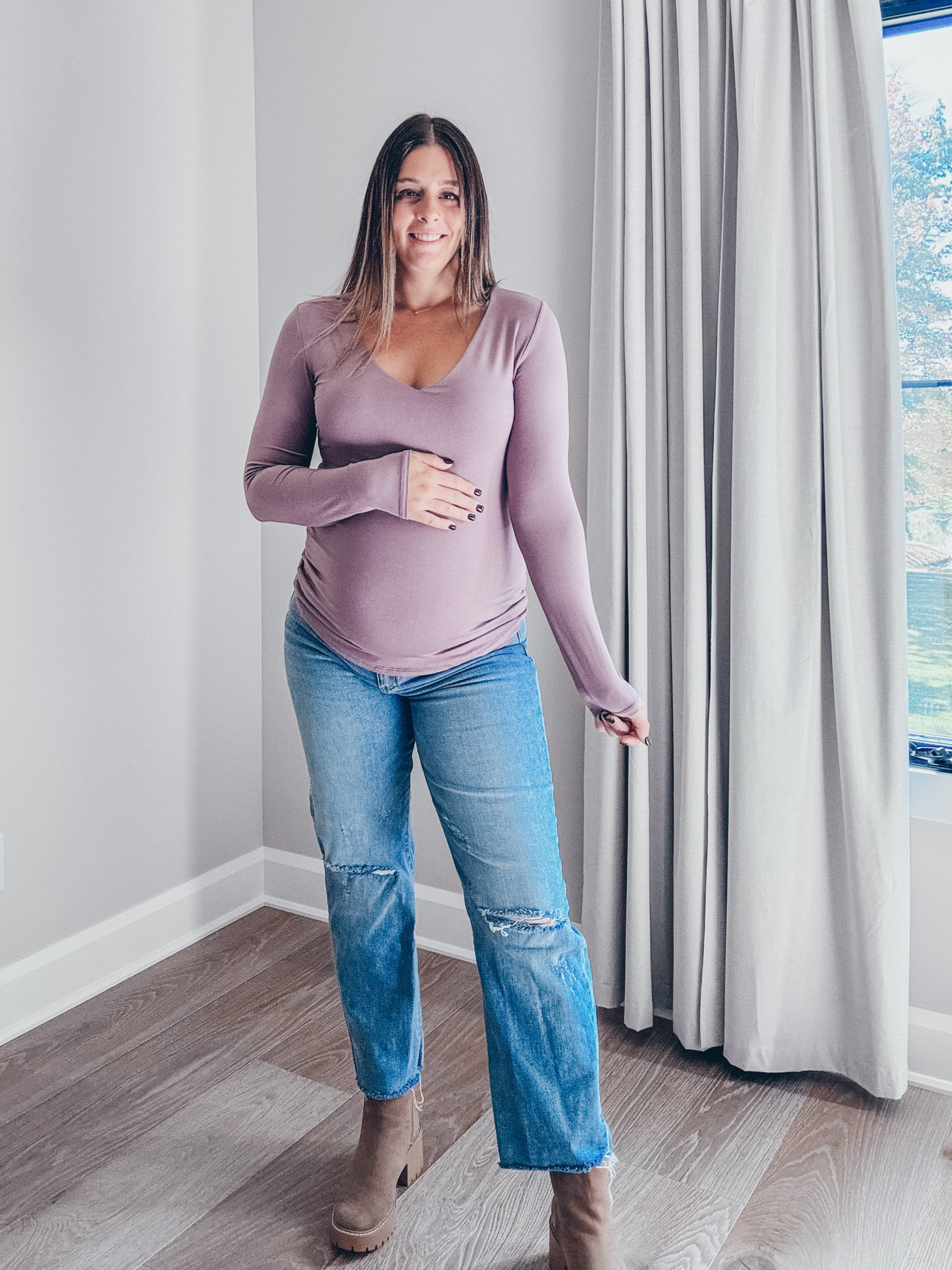 Fall favorites from @pinkblushmaternity 🎀 I’m 27 weeks and feeling great in these pieces from Pink Blush! Size 30 in jeans, size medium in all 3 tops!

#pinkblushmaternity #prettyinpinkblush #pbambassador #ad #sponsored #maternityfashion 

#LTKFindsUnder100 #LTKBump #LTKStyleTip