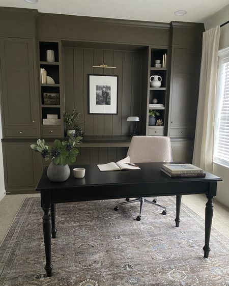 ✨ OFFICE REVEAL ✨

Desk, office, writers desk, diy, home decor, home improvement, design, interior design, office chair, office furniture, office decor, moody

#LTKfindsunder100 #LTKhome #LTKsalealert