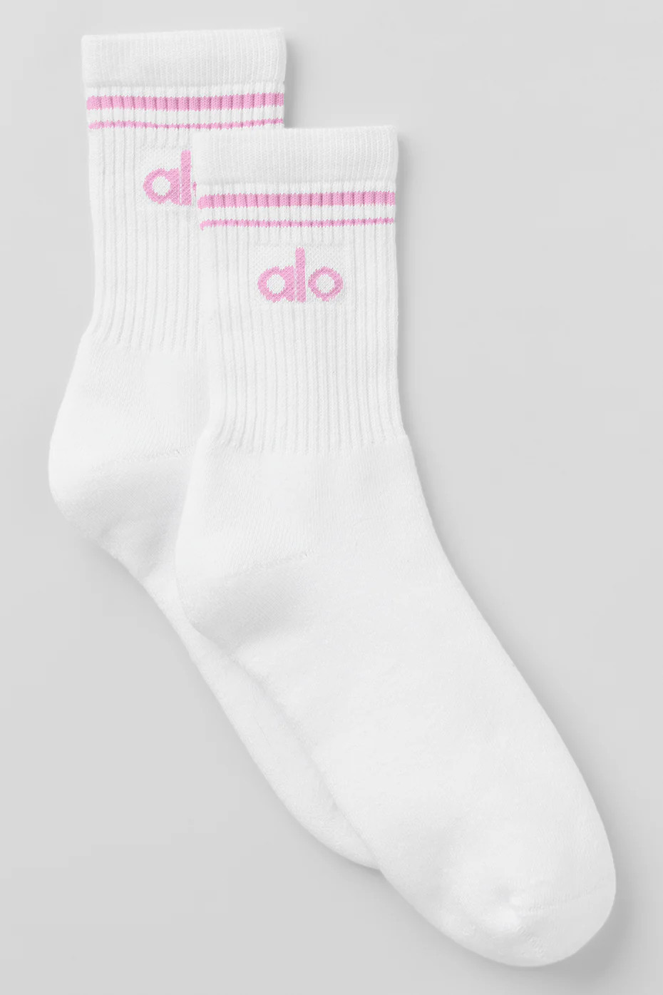 ALO | Half-Crew Throwback Socks in White/Candy Heart Pink, Size: Medium | Alo Yoga (US)