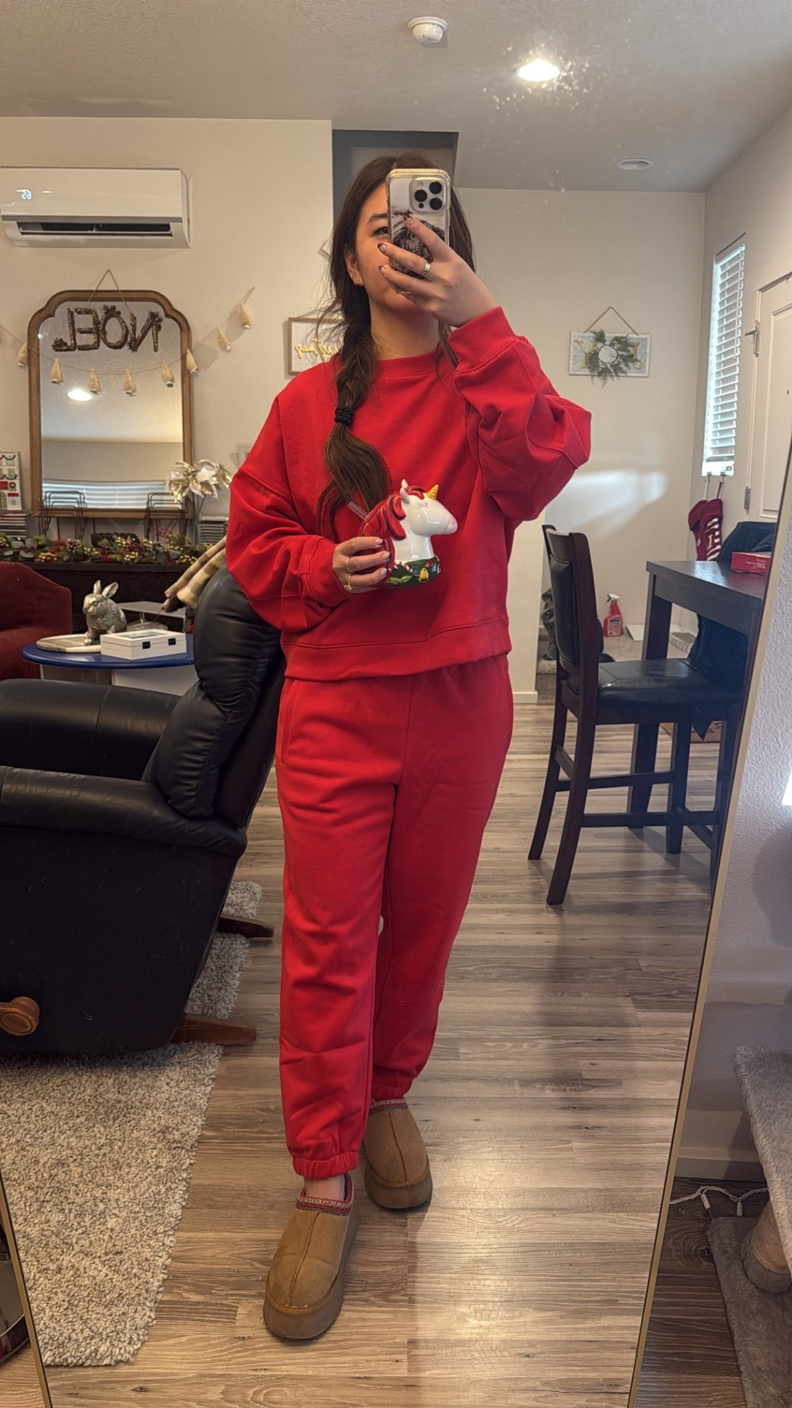 It’s the season of red sweats! I’m 5’3” and got the bottoms in small short and sized up to a medium for the top. Probably could have done the normal length of pants though!



#LTKPetite #LTKSeasonal #LTKHoliday