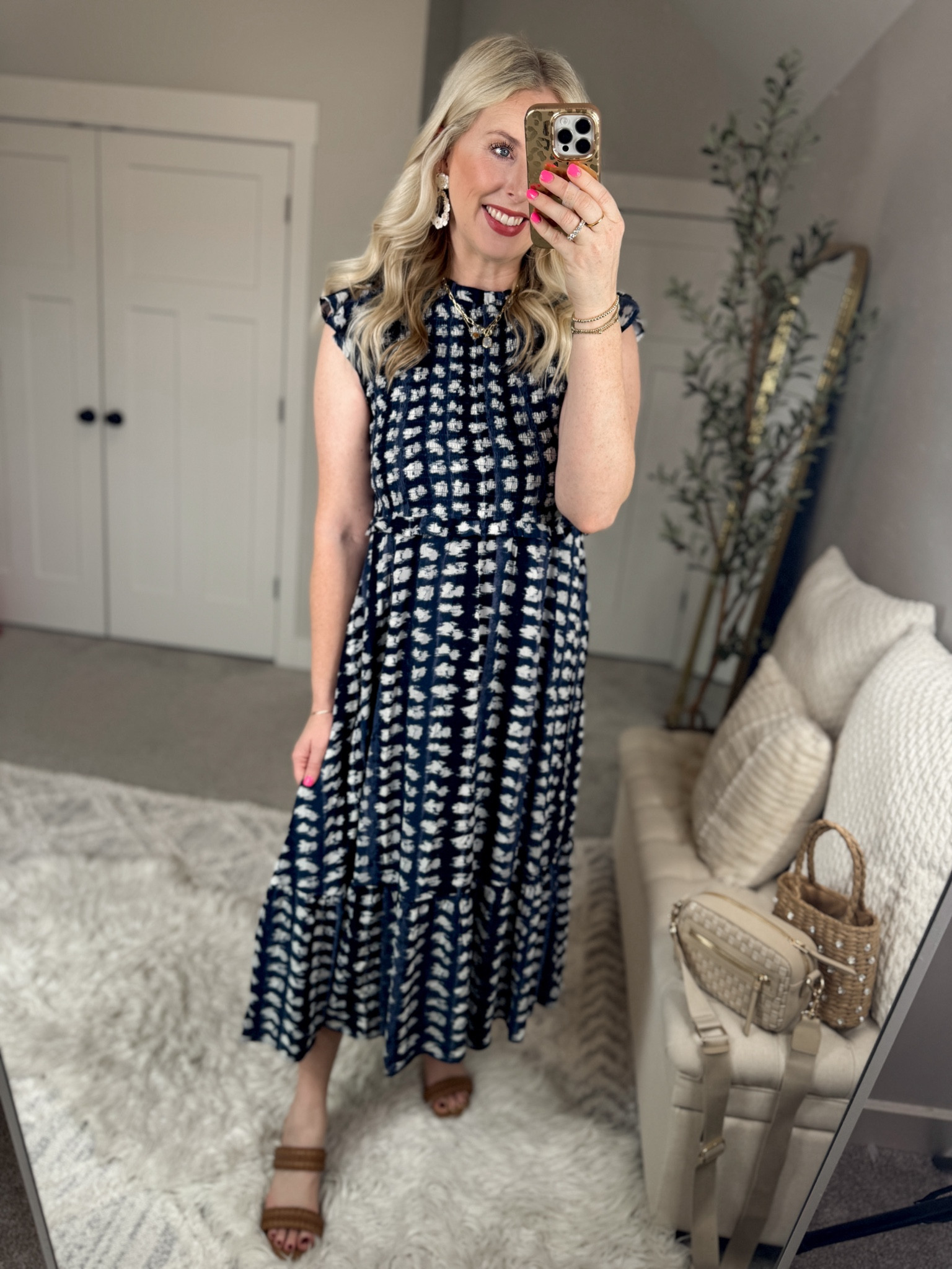 Daily try on, Walmart outfit, Walmart fashion, Walmart try on, time and tru, blue midi dress 

Medium 

#LTKfindsunder50 #LTKSeasonal #LTKworkwear