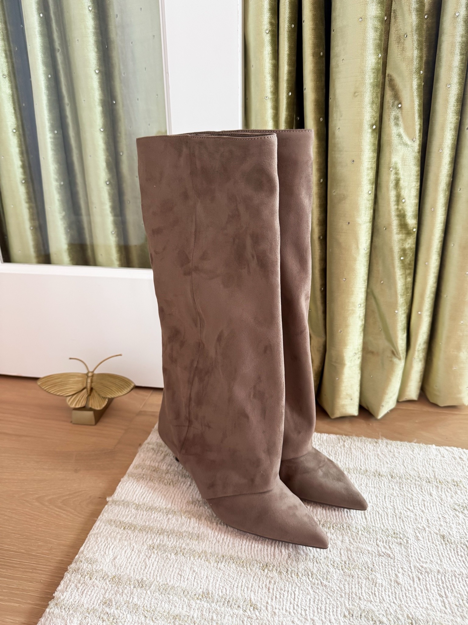 The perfect fall boot!

#LTKgrwm #LTKootd #LTKSaleAlert