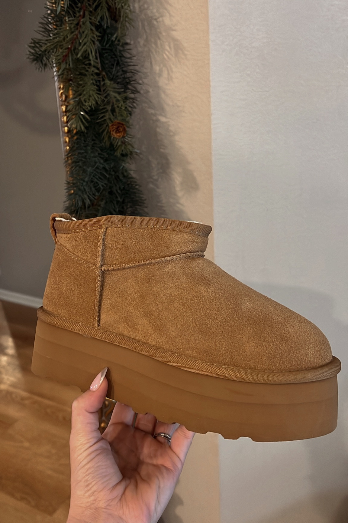 dupe platform uggs 