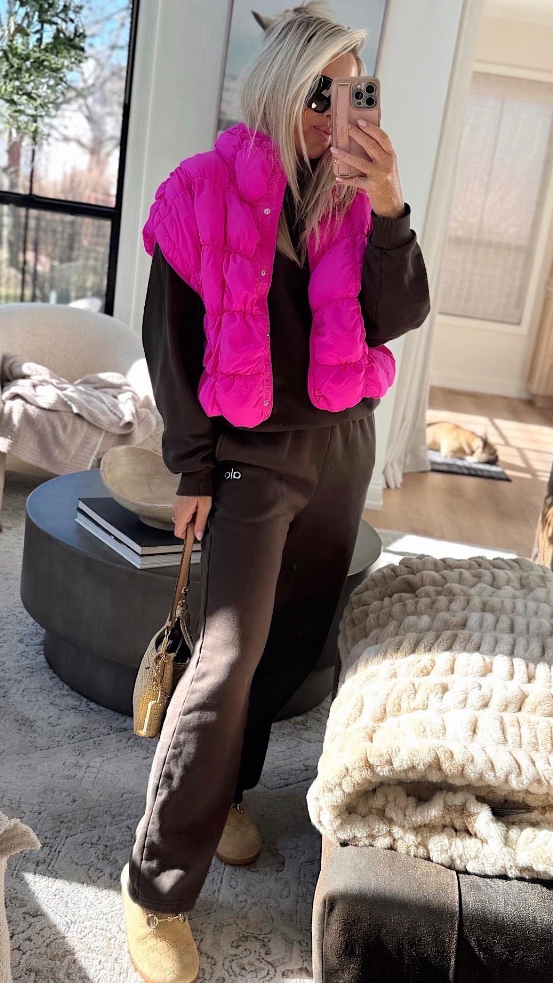 🐻💕OOTD

Casual style. Pink. Alo. Lounge set. Vest. Accolade pullover. Chocolate brown set. 

#LTKootd #LTKSeasonal