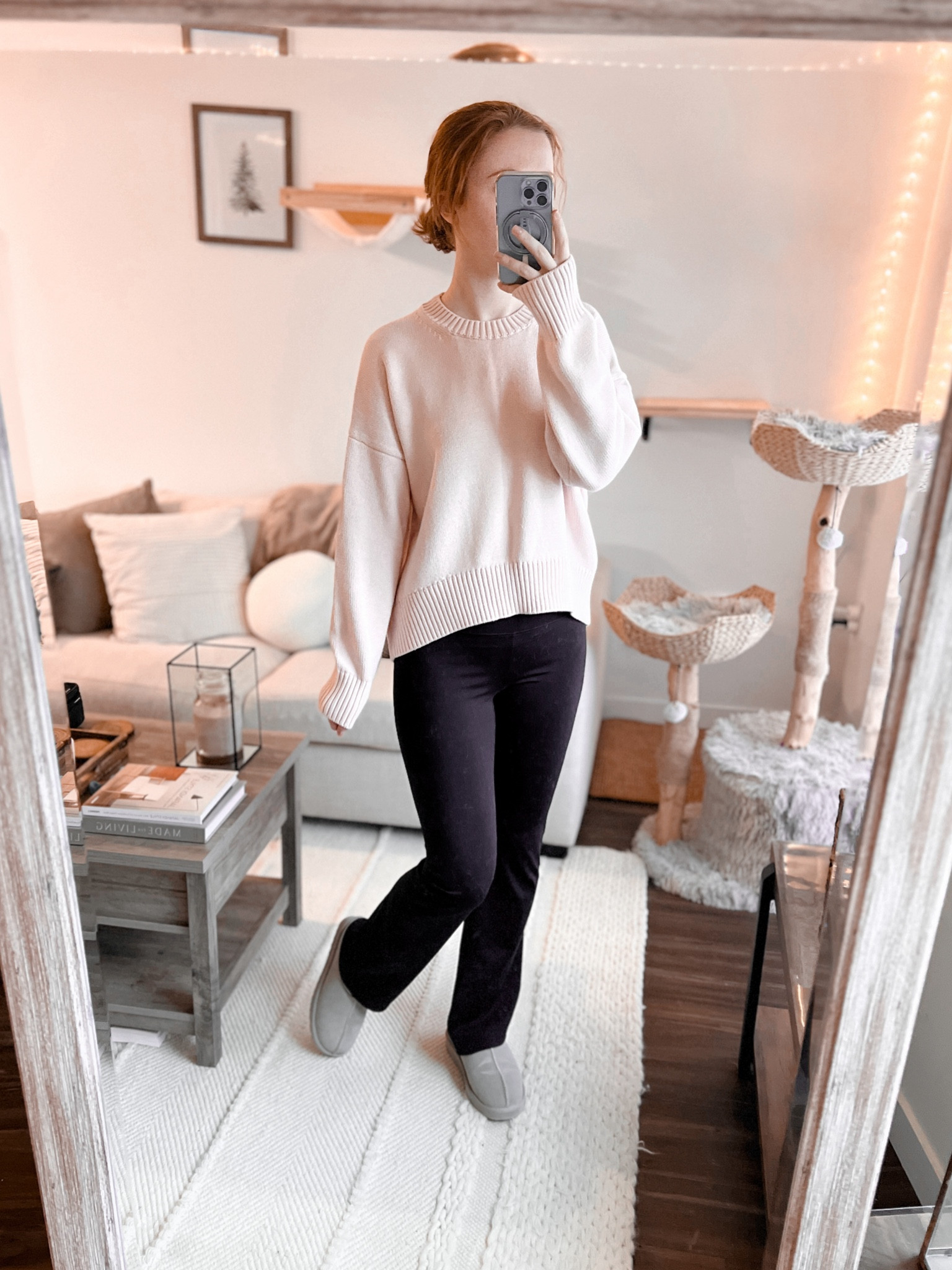 My comfy rainy day outfit 🫶🏻

#LTKhome #LTKfindsunder100 #LTKSeasonal