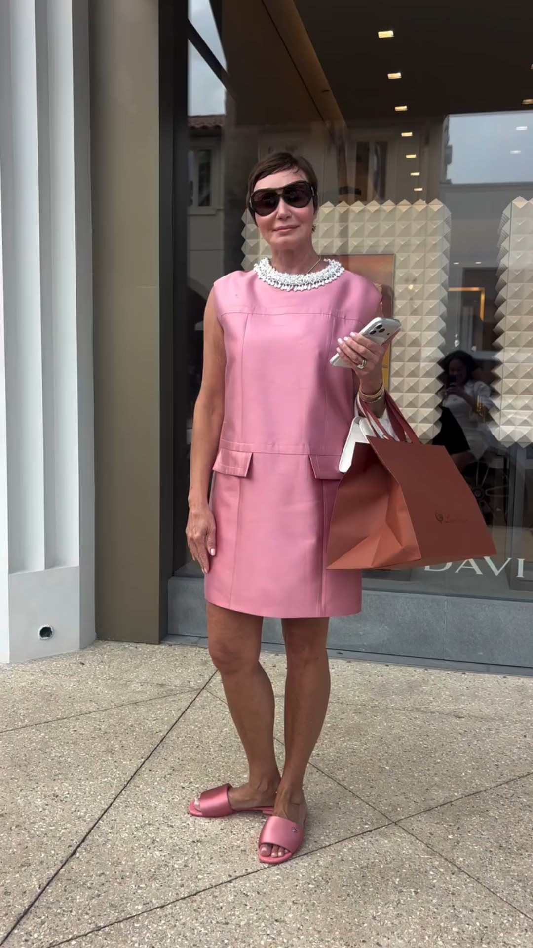 Comment "OUTFIT" and I will send you a link to some fabulous pink summer outfits. It will be the color trust me. Xo @devora.e 
.
.
#oldmoney #viral #palmbeach
