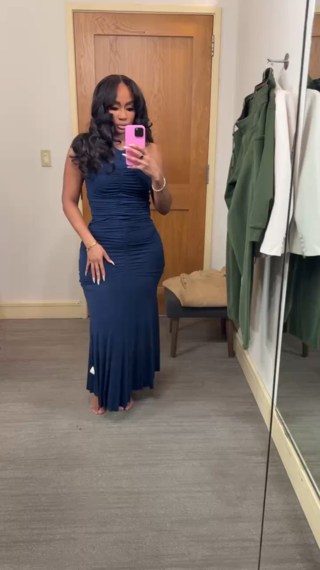 Blue ruched, sleeveless maxi body con dress! suitable for any occasion

#LTKootd #LTKSaleAlert #LTKFindsUnder50