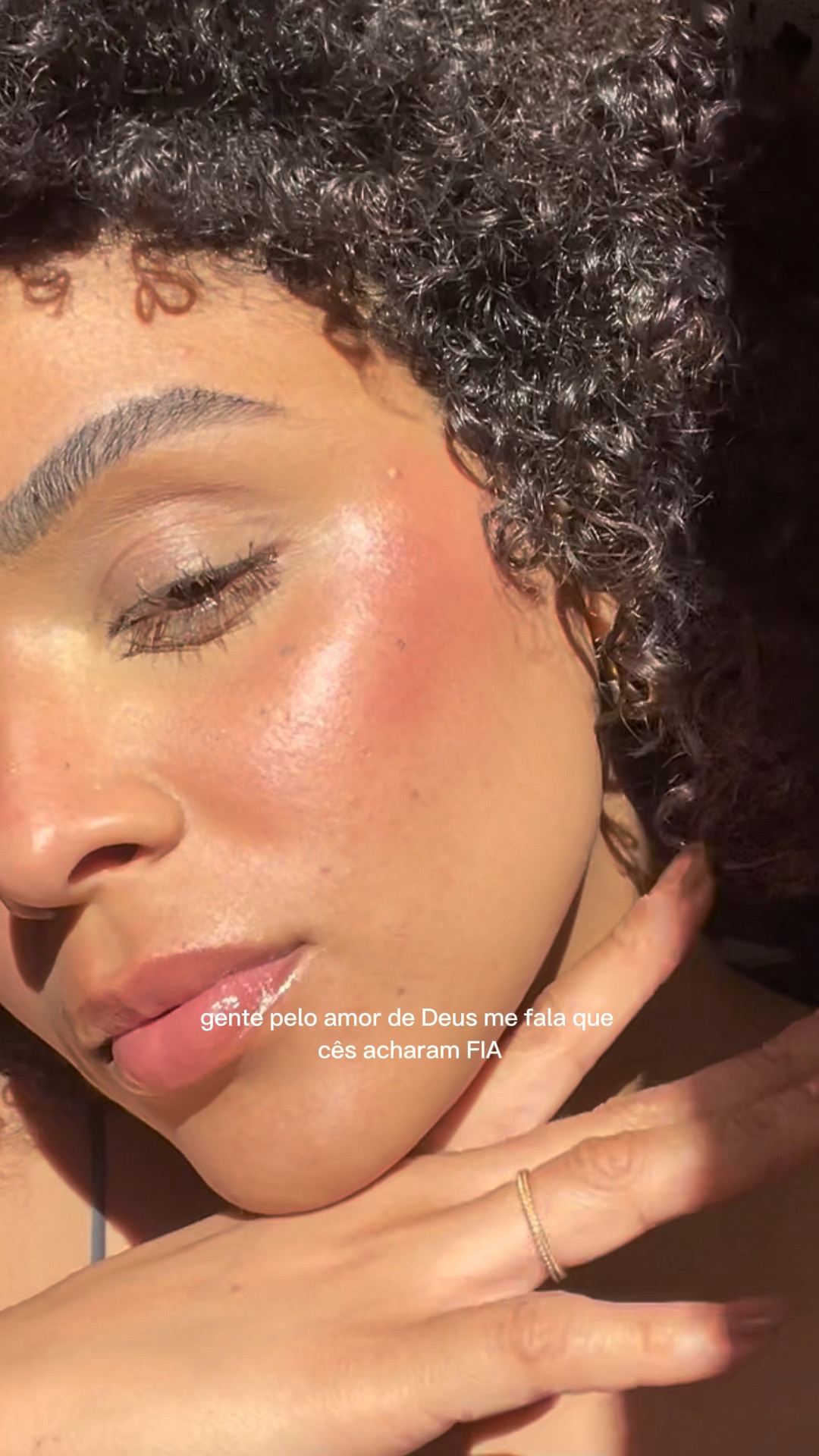 strawberry makeup tutorial 

#LTKbrasil #LTKbeauty