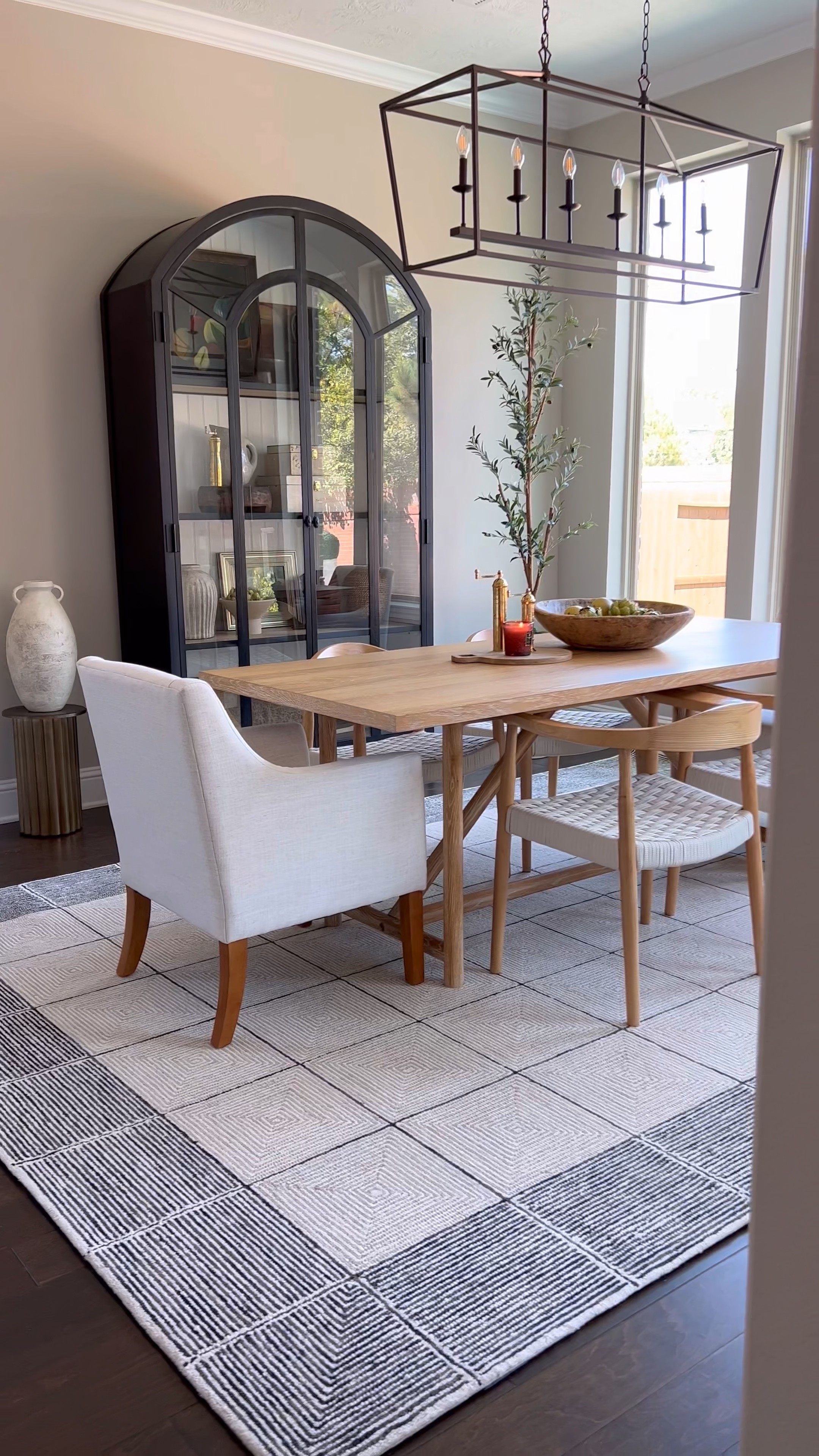 It’s amazing what a new rug can do to a space!! I love my new @chrislovesjulia x @loloirugs rug!! 
I’m refreshing our breakfast area and here’s how it’s going. In my breakfast area I have the McGee and Co Guthrie Cabinet, my McGee and co Dining table, west elm chairs, and LOLOI rug! Everything is linked here! Beigewhitegray 


#LTKstyletip #LTKSeasonal #LTKhome