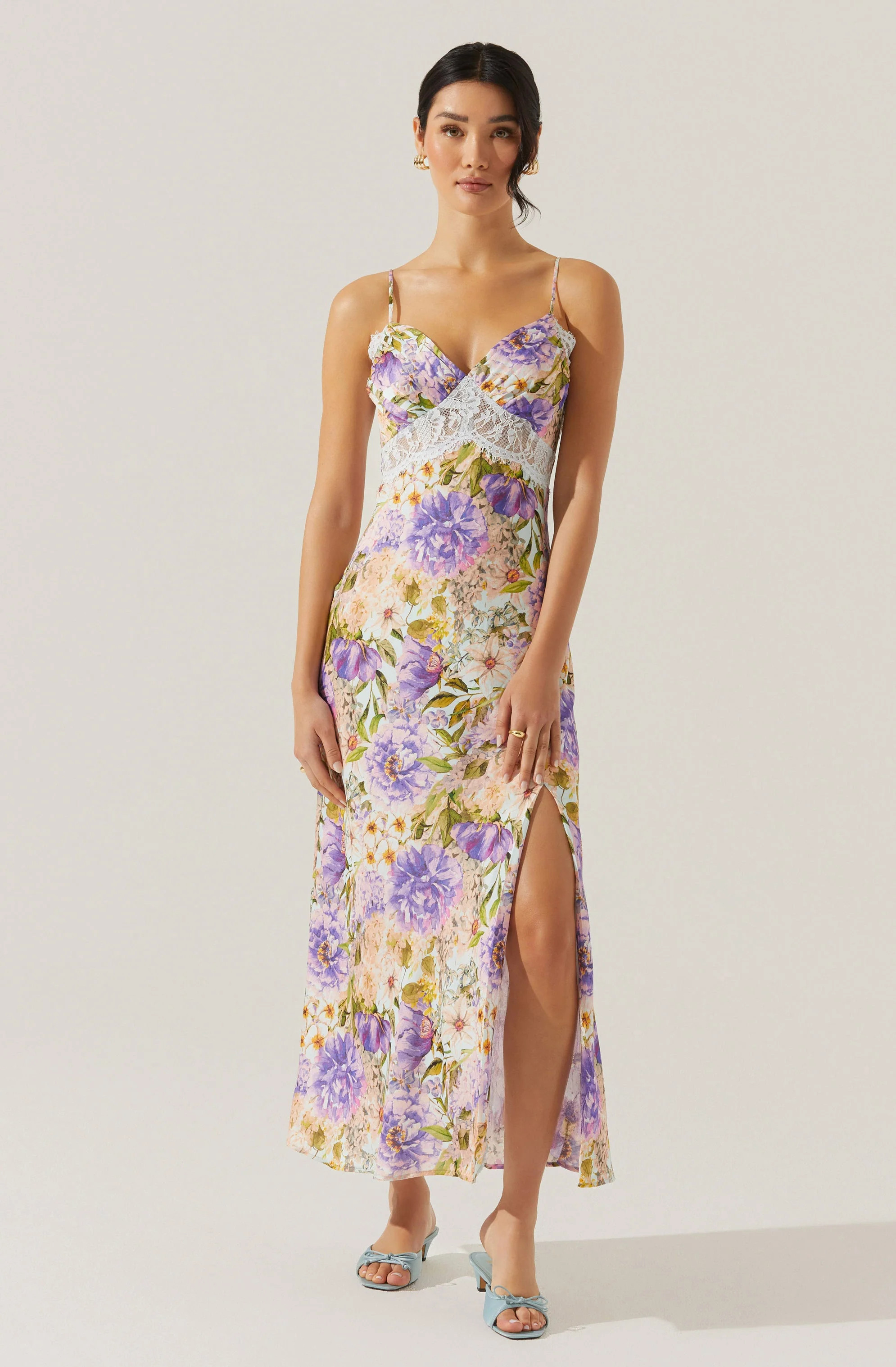 Ivanna Floral Lace Maxi Dress - Purple multi floral / XS | ASTR The Label (US)