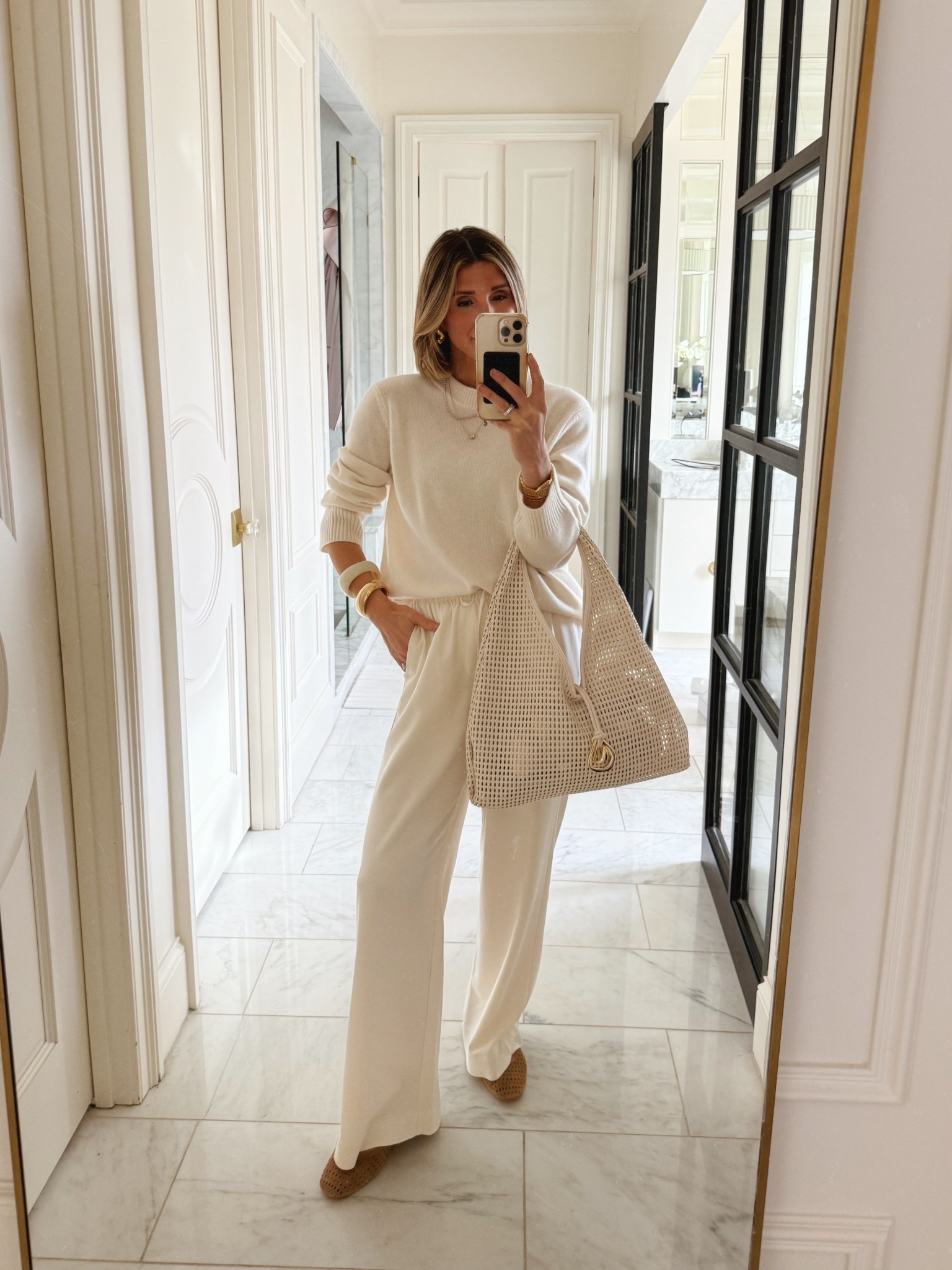 So impressed with these drawstring target pants. I'm wearing size small and I'm 5'7

#LTKFindsUnder50 #LTKFindsUnder100