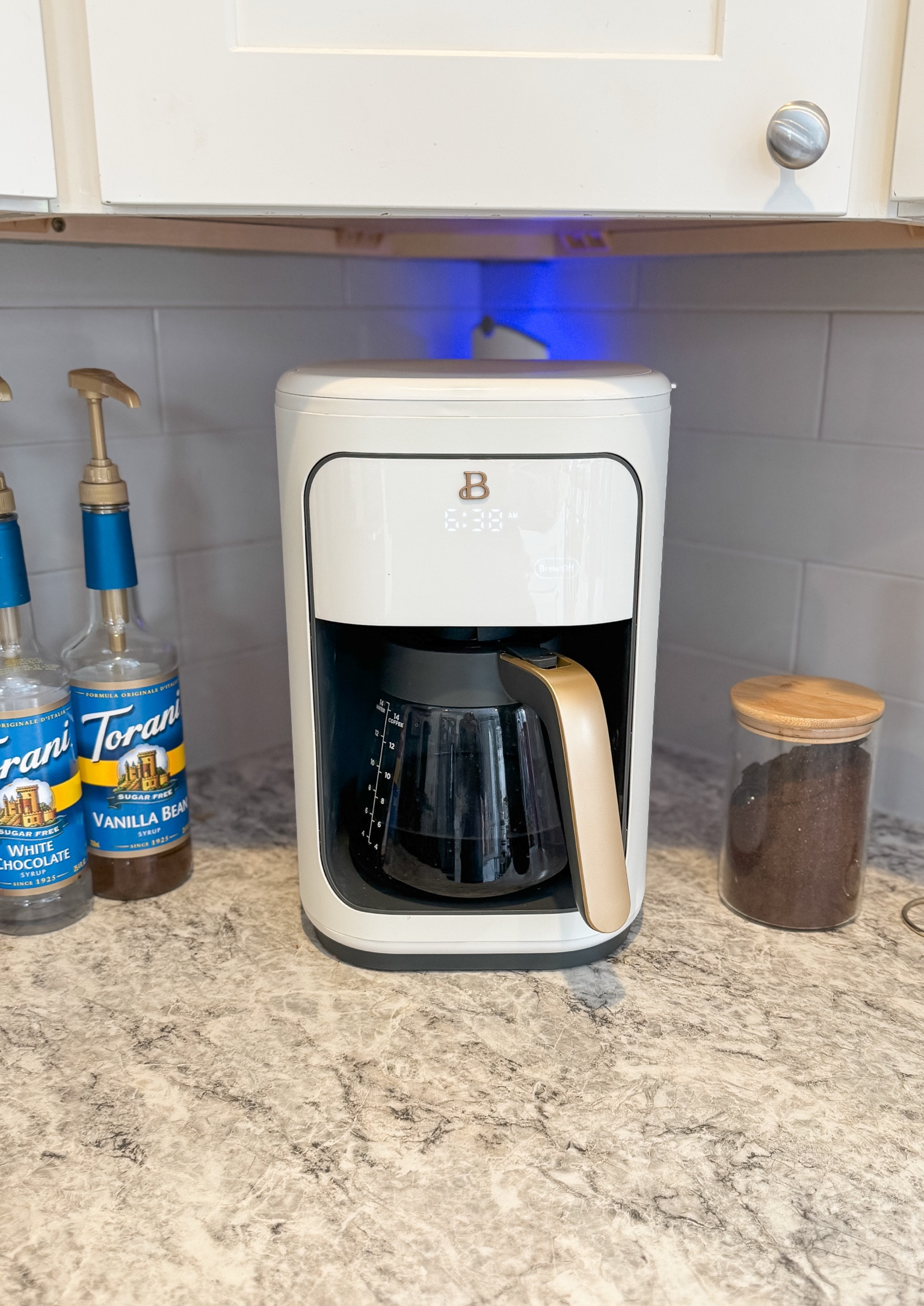Coffee just got so much prettier! ☕✨ The Beautiful 14-Cup Programmable Coffee Maker by Drew Barrymore is not only stylish with its sleek White Icing finish, but it’s also super functional. The touch-activated display makes brewing your morning cup effortless, and with a 14-cup capacity, it’s perfect for busy mornings or hosting friends.

If you’re looking to elevate your kitchen while keeping it functional, this coffee maker is a must-have. Swipe up to add this beautiful blend of style and convenience to your counter! 🛒🤍

Drew Barrymore coffee maker
Beautiful coffee maker
14-cup programmable coffee maker
White kitchen appliances
Touch-activated coffee maker
Drew Barrymore Beautiful collection
Stylish coffee makers
Functional kitchen essentials
Affordable kitchen decor
Coffee makers with modern design
Programmable drip coffee maker
Sleek kitchen appliances
Kitchen counter must-haves
White icing coffee maker
Drew Barrymore home essentials
Trendy kitchen finds
Everyday coffee solutions
Chic kitchen appliances
Coffee lover essentials
Budget-friendly coffee makers


#LTKHome #LTKSaleAlert