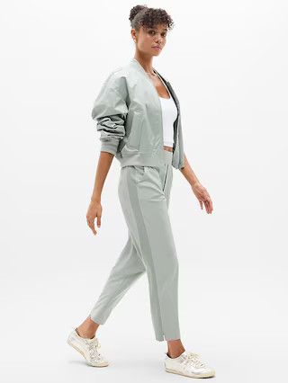 Brooklyn Mid Rise Ankle Pant | Athleta