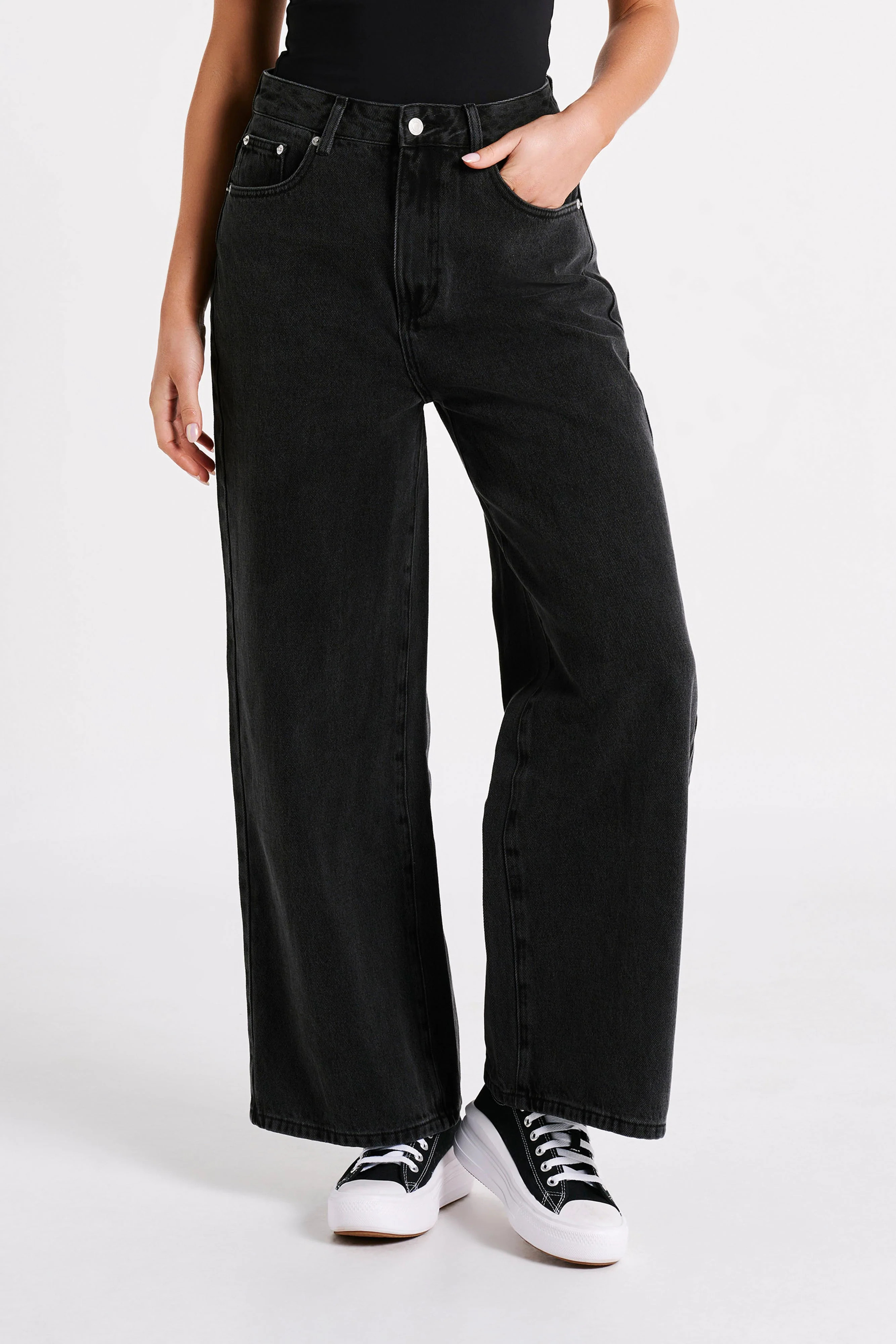 Raven Baggy Jeans - Washed Black | Meshki (APAC)
