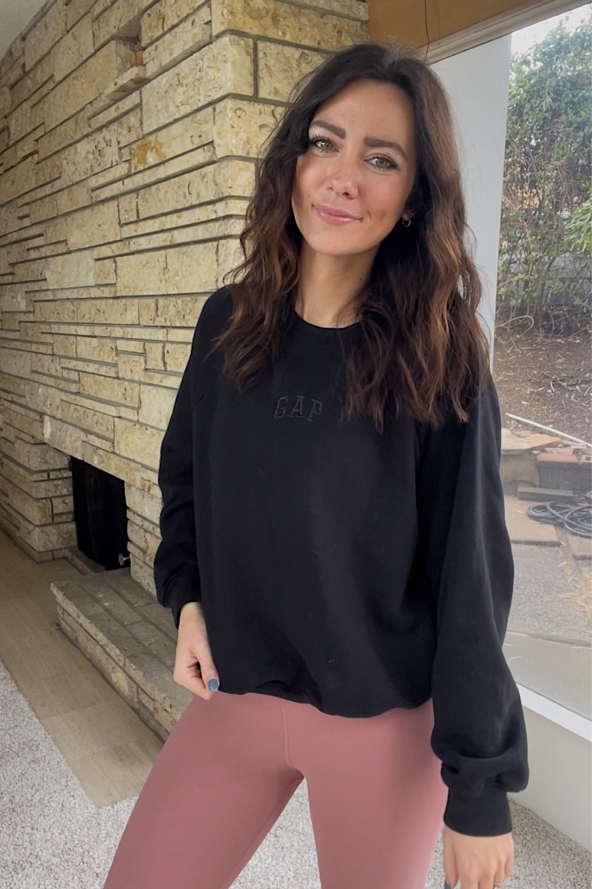 Loungewear outfit! Leggings and sweatshirt outfit :) This color of leggings is out of stock so I tagged a few that are similar! 

#LTKActive #LTKFindsUnder50 #LTKFindsUnder100