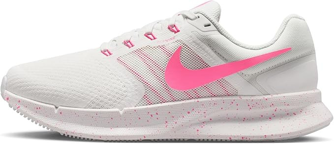 Nike Women's Run Swift 3 Road Running Shoes | Amazon (US)