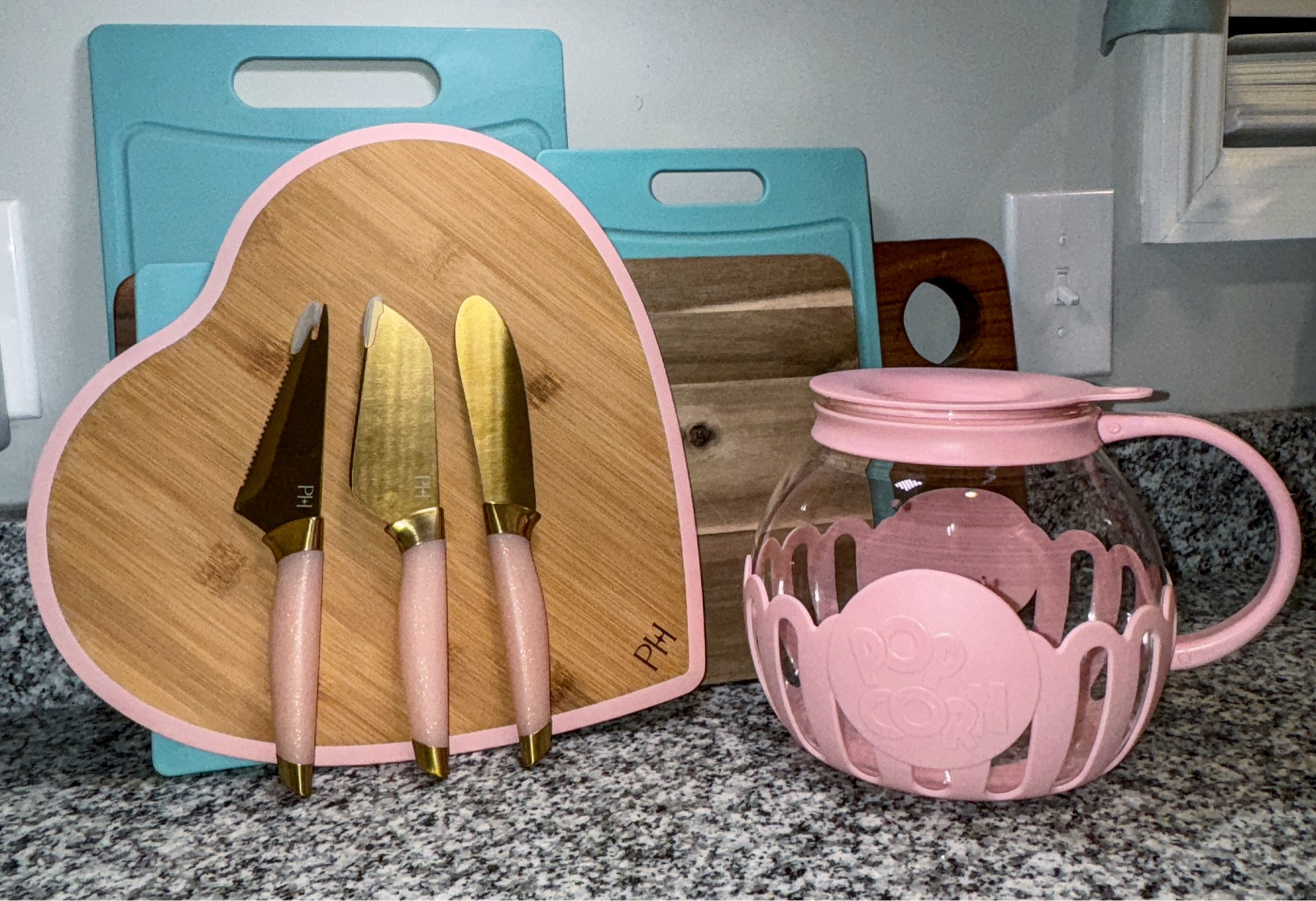 Paris Hilton kitchen items! The pop corn popper is truly amazing! Yall need to add these items to your kitchen! 

#LTKhome #LTKfindsunder50