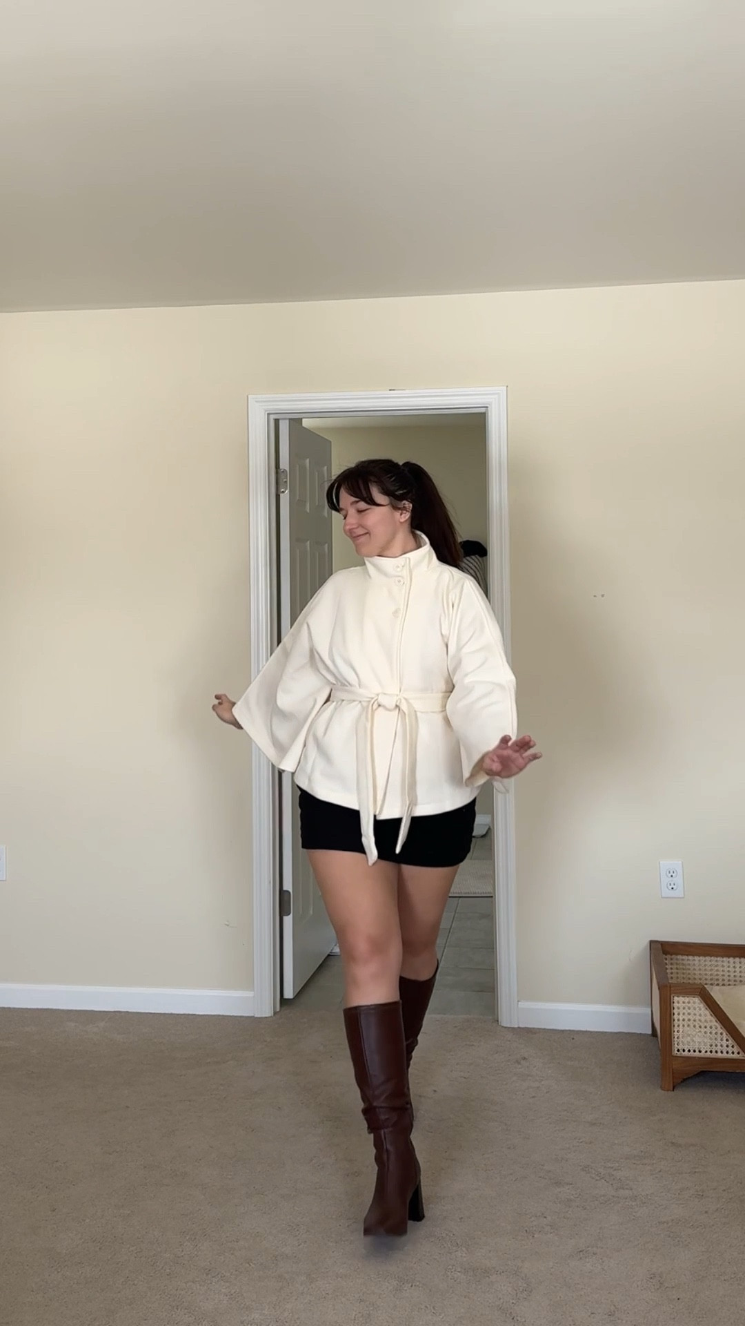 Favorite Amazon Coat 
(Size L) 
my body: 5’9 / 190-200 lbs / 11 (shoes)

#LTKootd #LTKMidsize #LTKTall