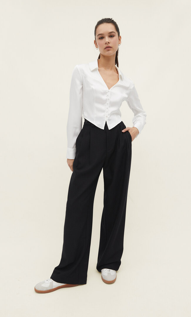 Camicetta in satin bottoni | Stradivarius (IT)