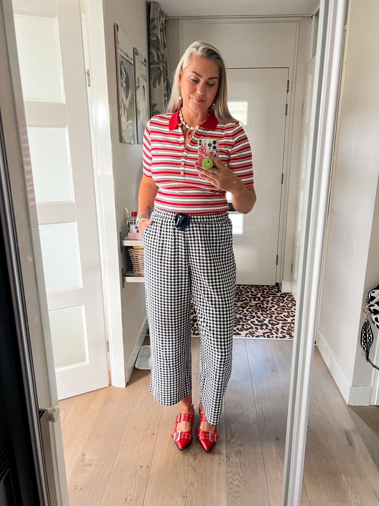 Ootd - Tuesday. Striped polo top (L), gingham lounge pants (L), pearl charm necklace and red buckle Mary Jane’s. 



#LTKnederlands #LTKeurope #LTKsummer