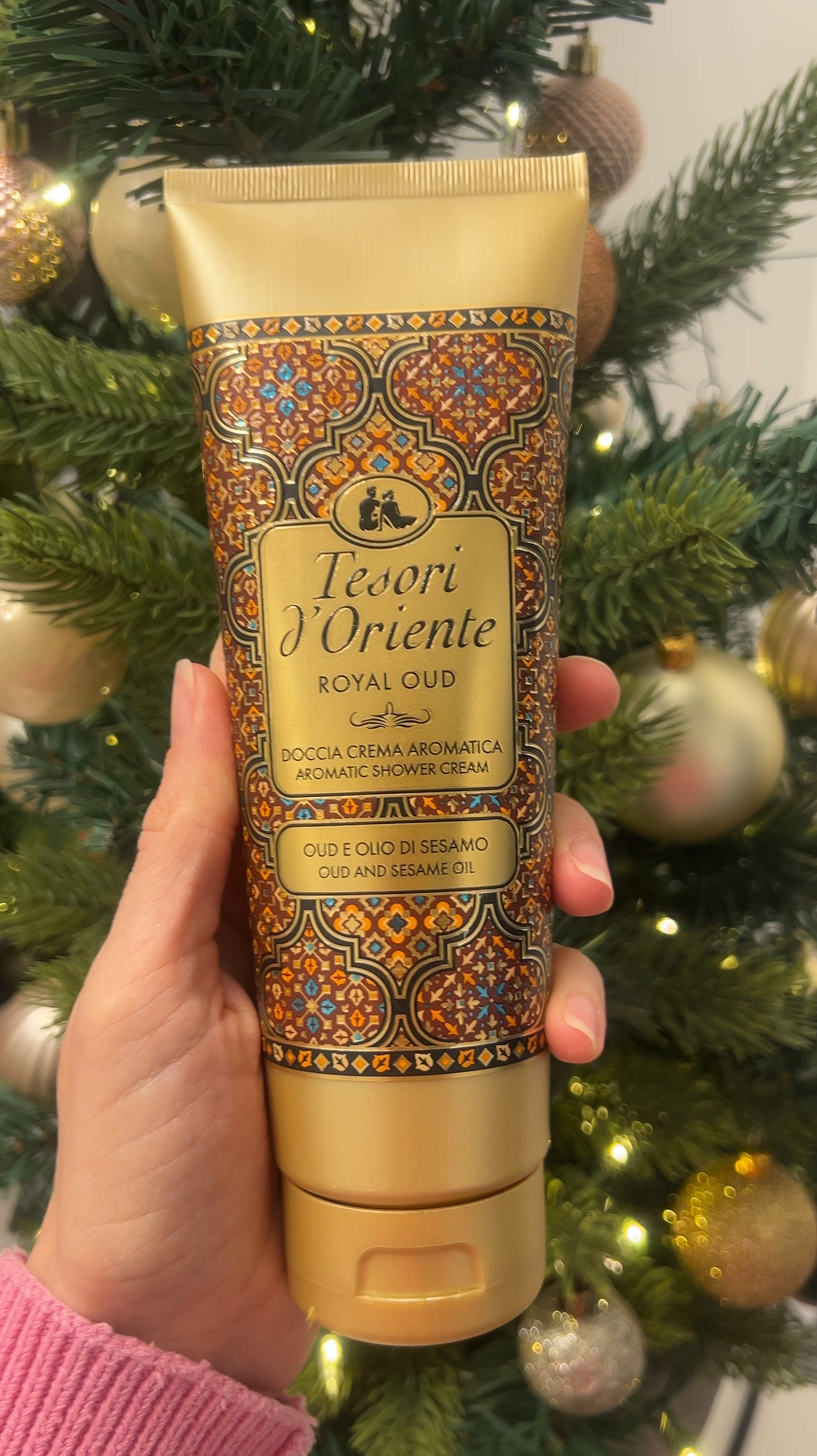 The best Italian scent I’ve found! Oud perfume with toasted sesame.

This smells so luxurious without being expensive! Very similar to Dior dupe!

Perfumes |cologne | gender neutral cologne | gifts for her | gifts for him 

#LTKGiftGuide #LTKFindsUnder50 #LTKHoliday