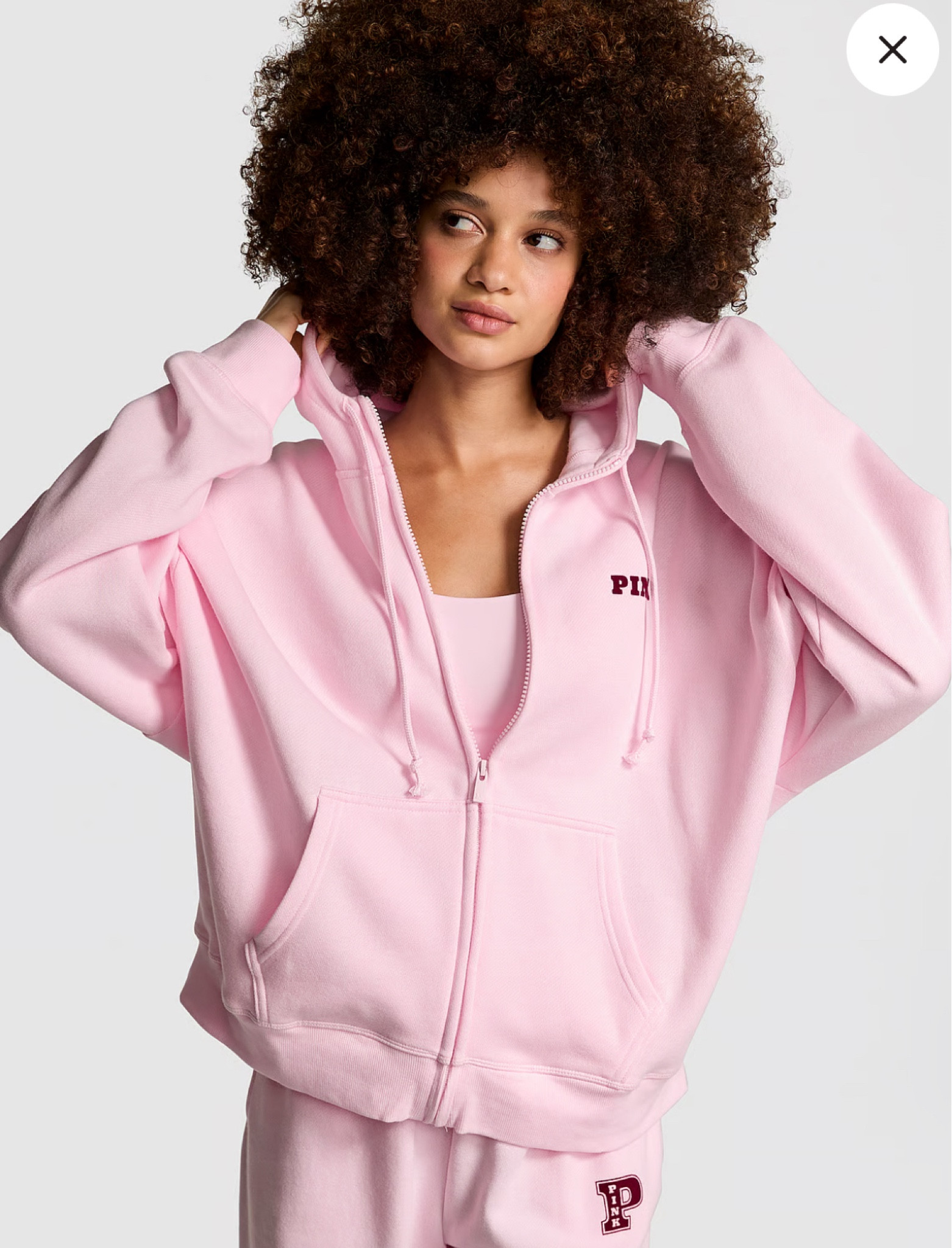 Pink fleece from VS 💕 $25 wow 

#LTKSeasonal #LTKGiftGuide #LTKHoliday