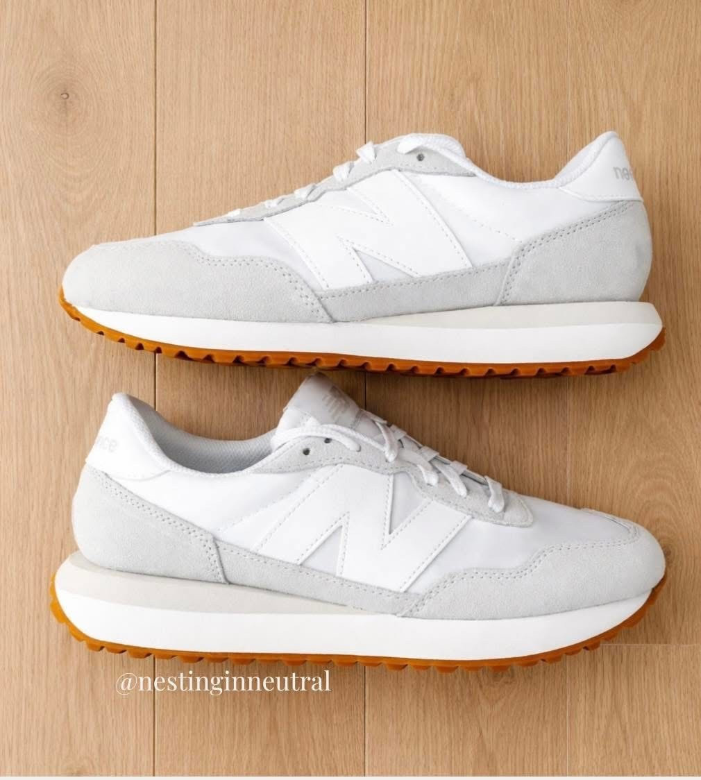 Heck yes!! My New Balance sneakers never ever go on s@le in this color combo - but here they are! They're gosh darn beautiful and you need them. More colors included too! Ad use C0DE: SPRINGREADY to drop them! 

Sneakers,neutral, trending 

#LTKTravel #LTKActive #LTKSaleAlert