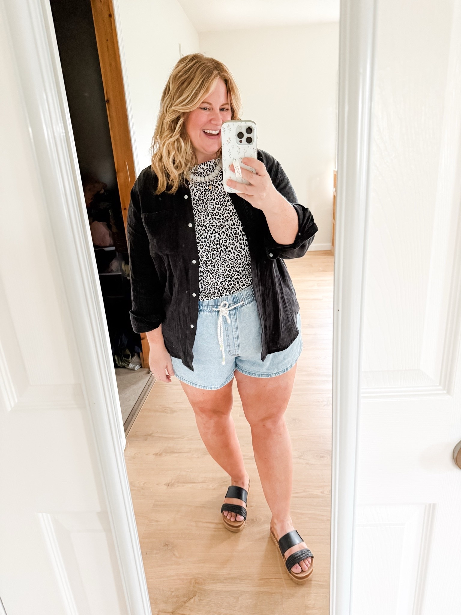 Comfy postpartum outfit / large in my gauze button down, XXL in my shorts.  Leopard tee is older so linked similar

#LTKMidsize #LTKBump #LTKSeasonal