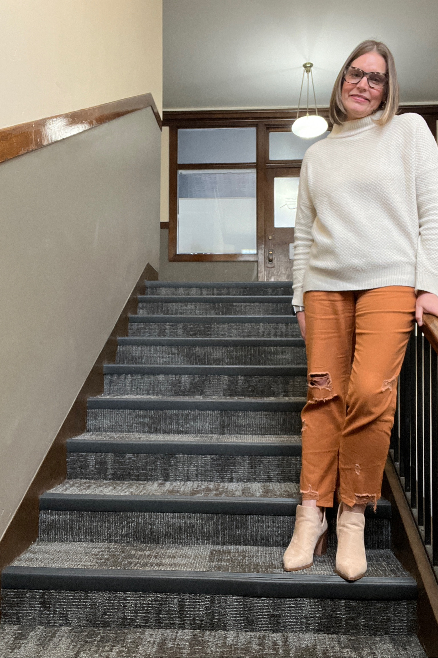 Gold pants are back 

#LTKSeasonal #LTKover40 #LTKmidsize