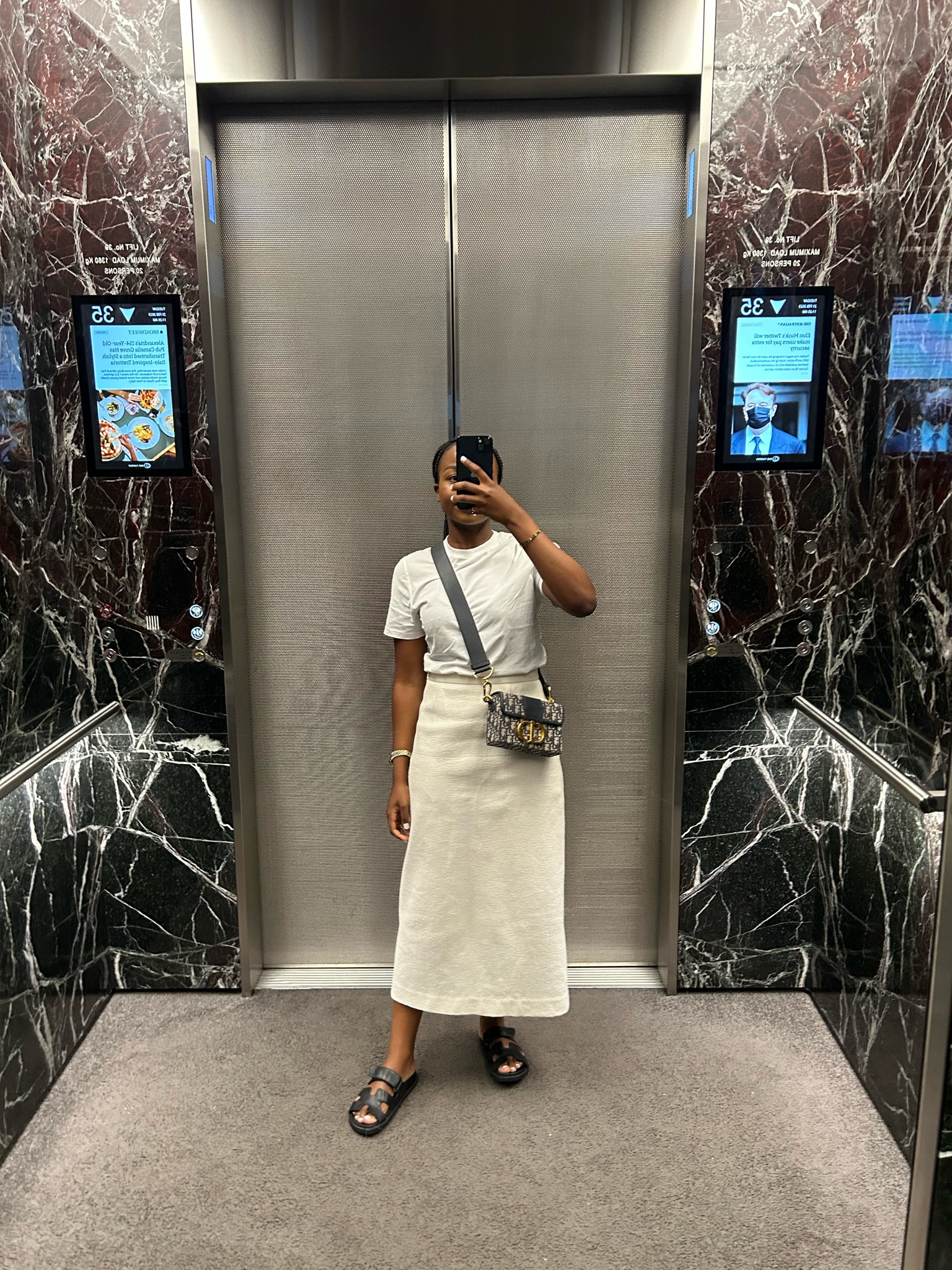 Capital B, Basic, but still very chic 