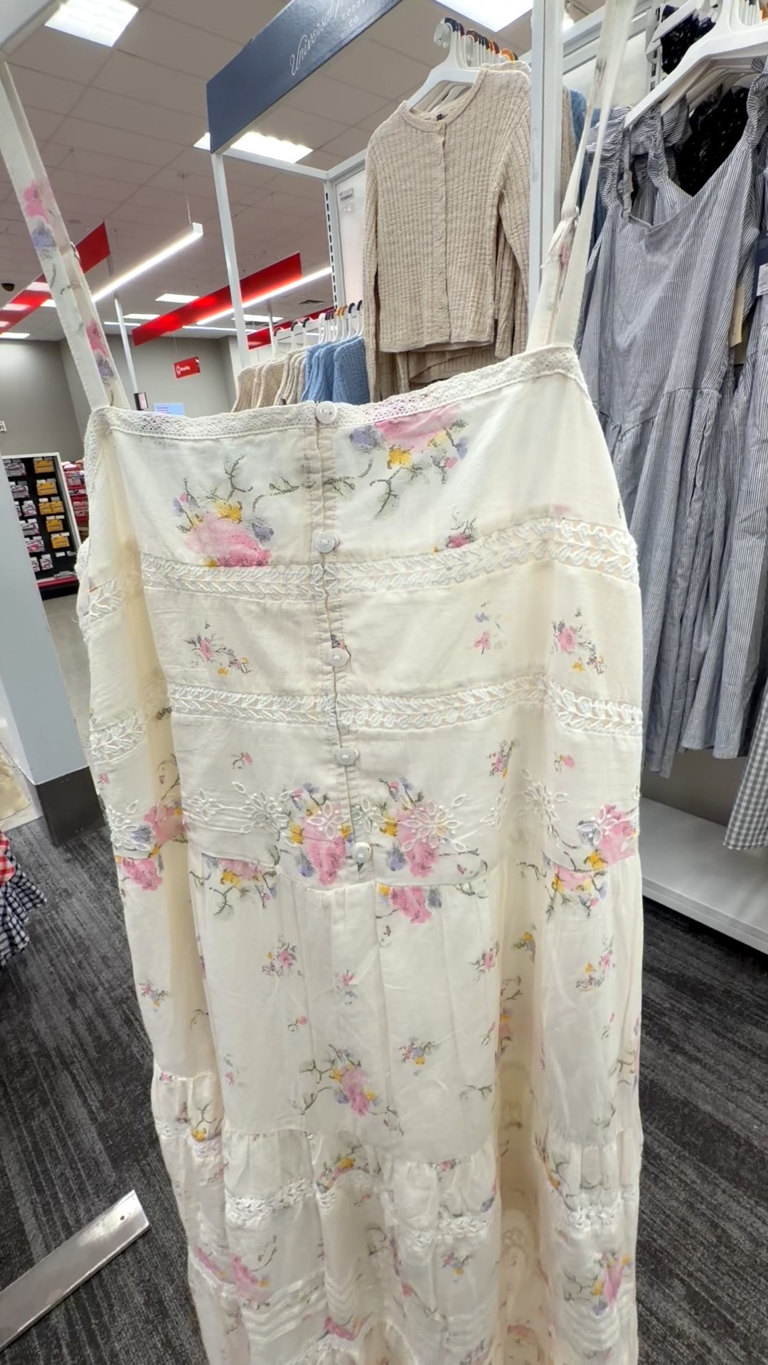 All I could think about when I saw this dress was my next senior picture session! It’s adorable, it moves, and it’s affordable!!!

#LTKootd #LTKdayinmylife #LTKFindsUnder50
