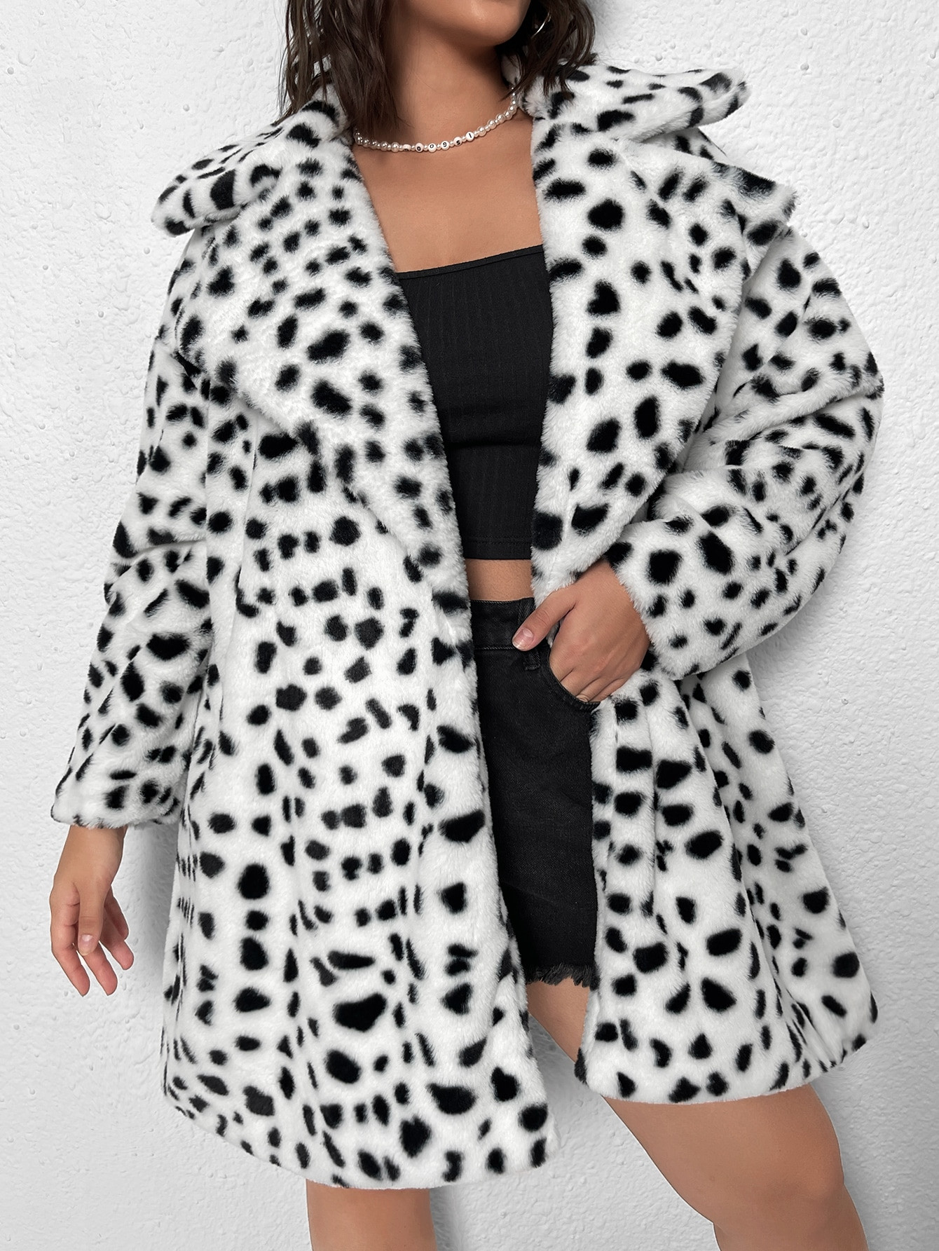 SHEIN Privé Plus Size Dalmatian Pattern Drop Shoulder Fuzzy Loose Coat | SHEIN USA | SHEIN