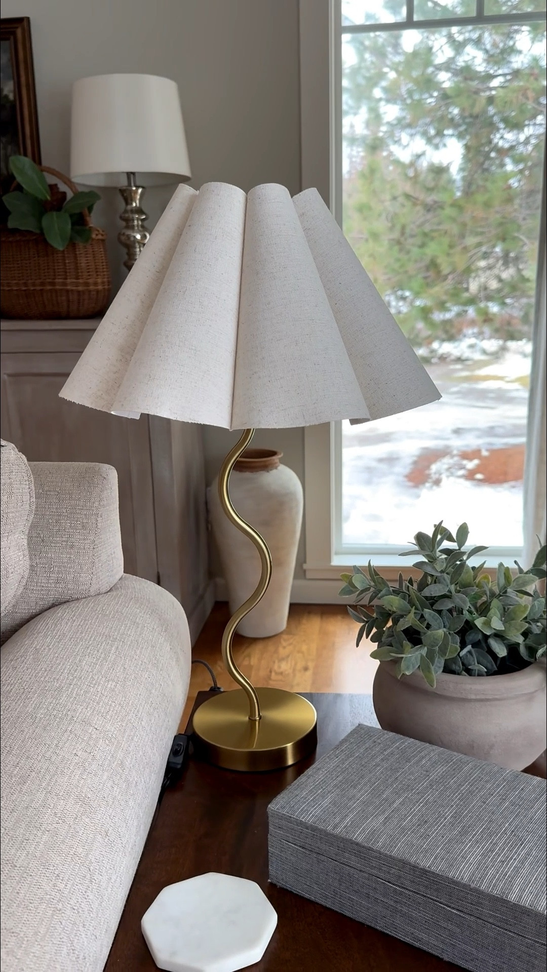 Meet my new favorite lamp