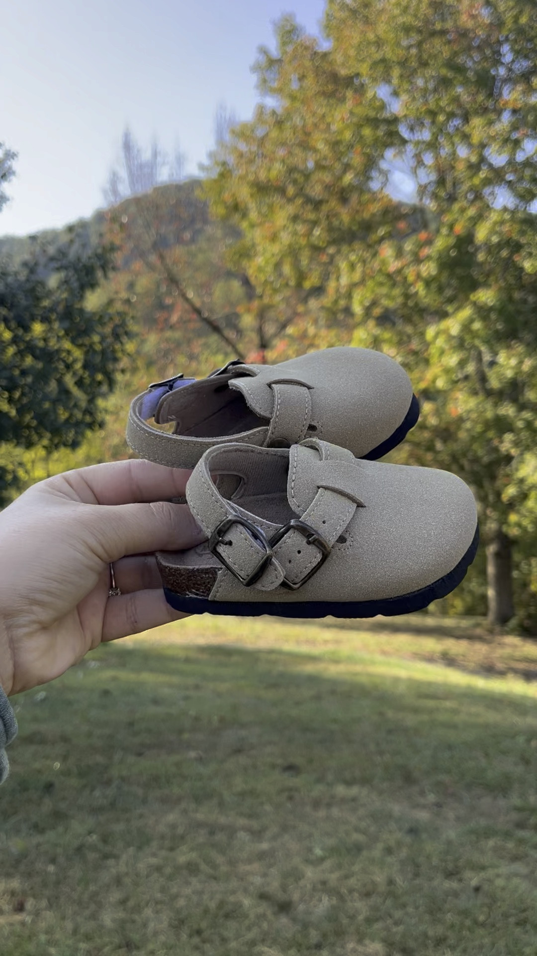 the cutesttttt fall toddler shoes for $20🥹🍂🍁🤎