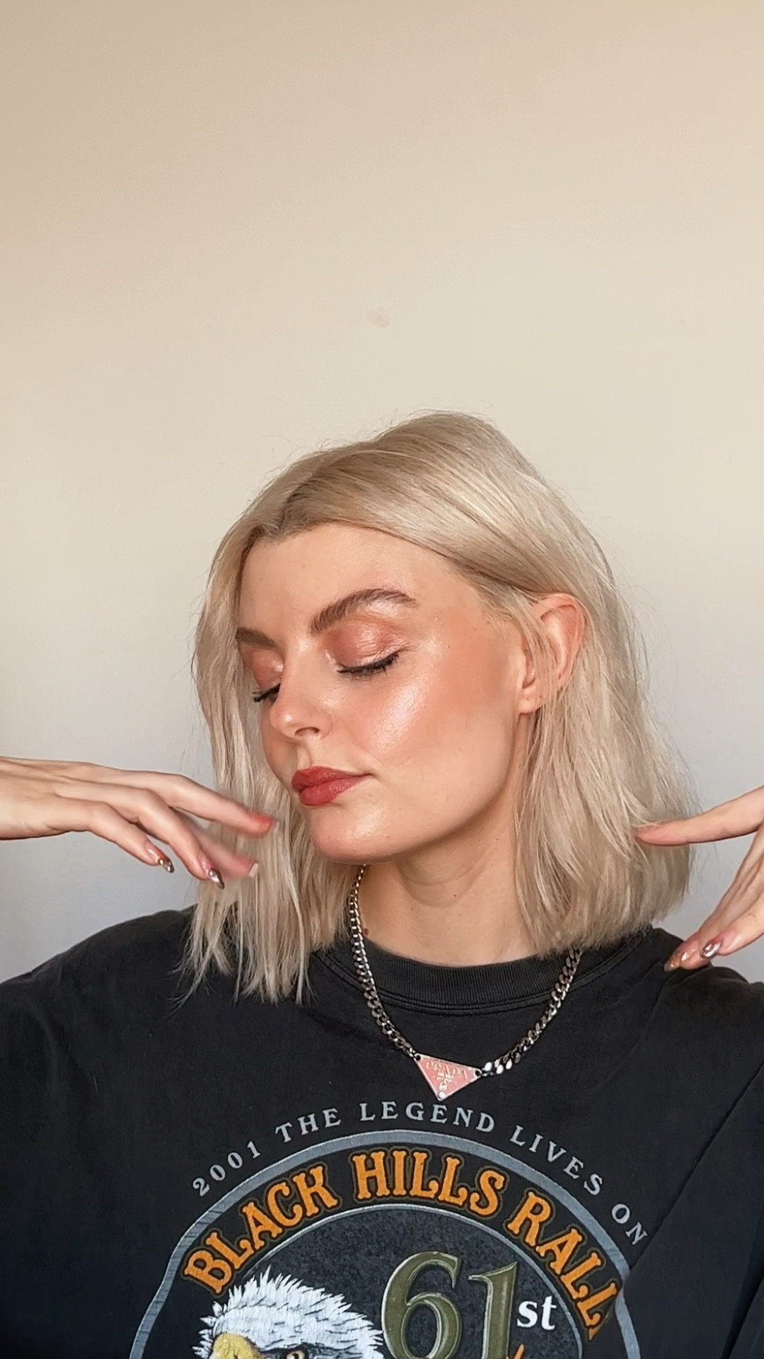 Uma make super glow e natural 

#LTKFind #LTKbeauty #LTKbrasil