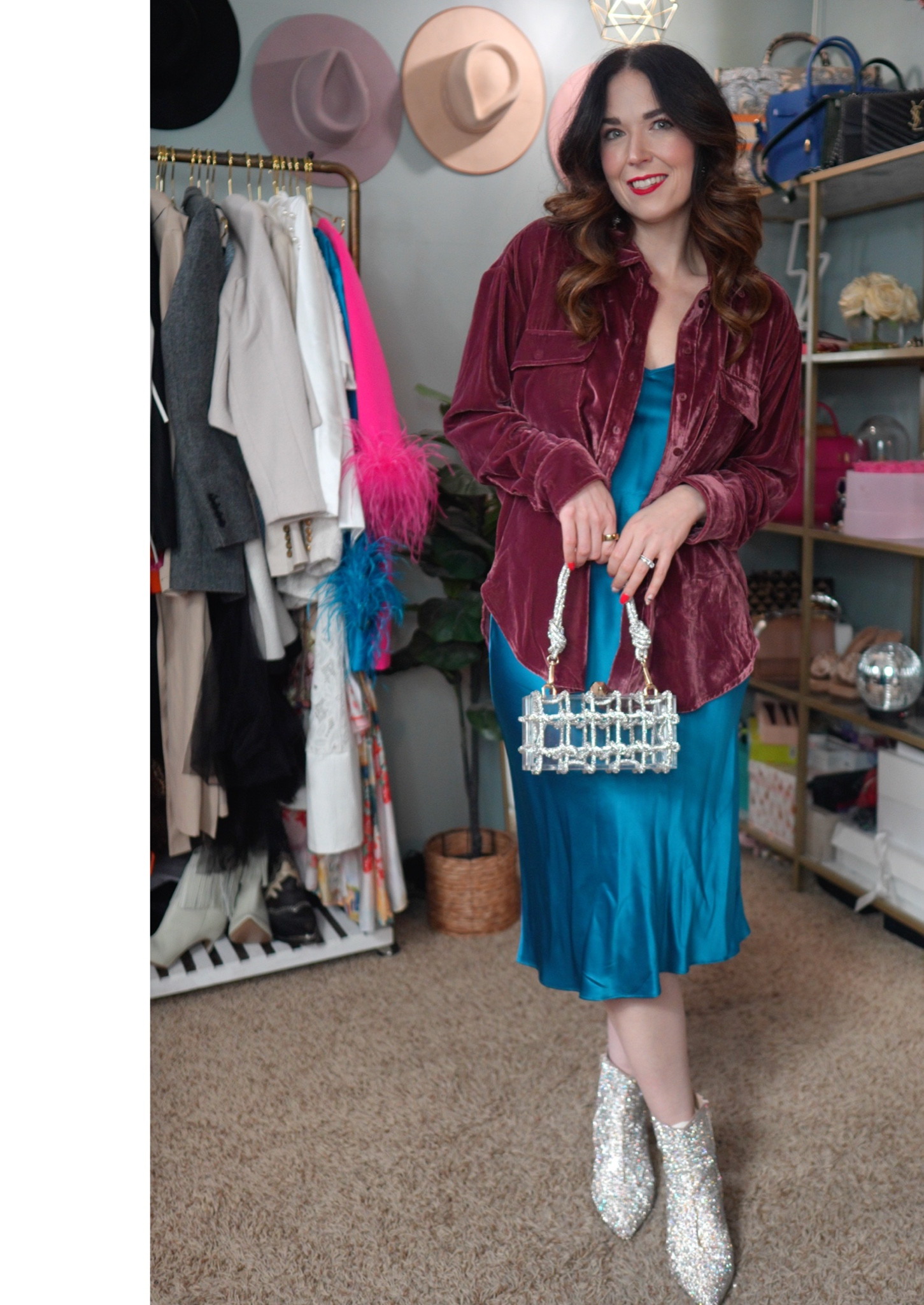 A festive holiday look with some colors you don’t always see for the holiday season…love this plum velvet button down, looks so rich for the holiday season! 

Holiday party outfit, holiday party look, holiday style, Christmas party outfit, target style 

#LTKHoliday #LTKGiftGuide #LTKFindsUnder50