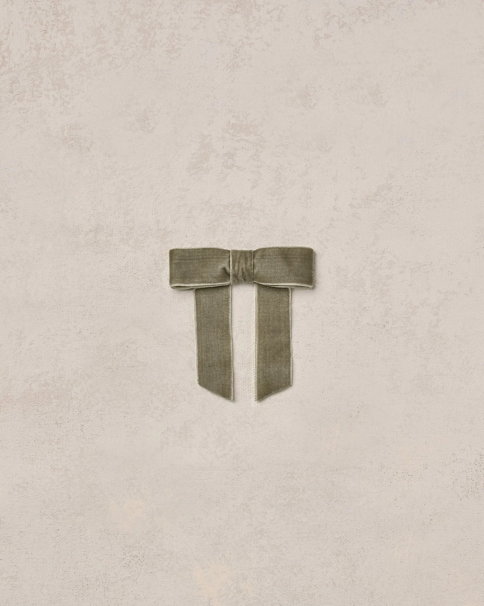 Velvet Bow || Pine | Rylee + Cru