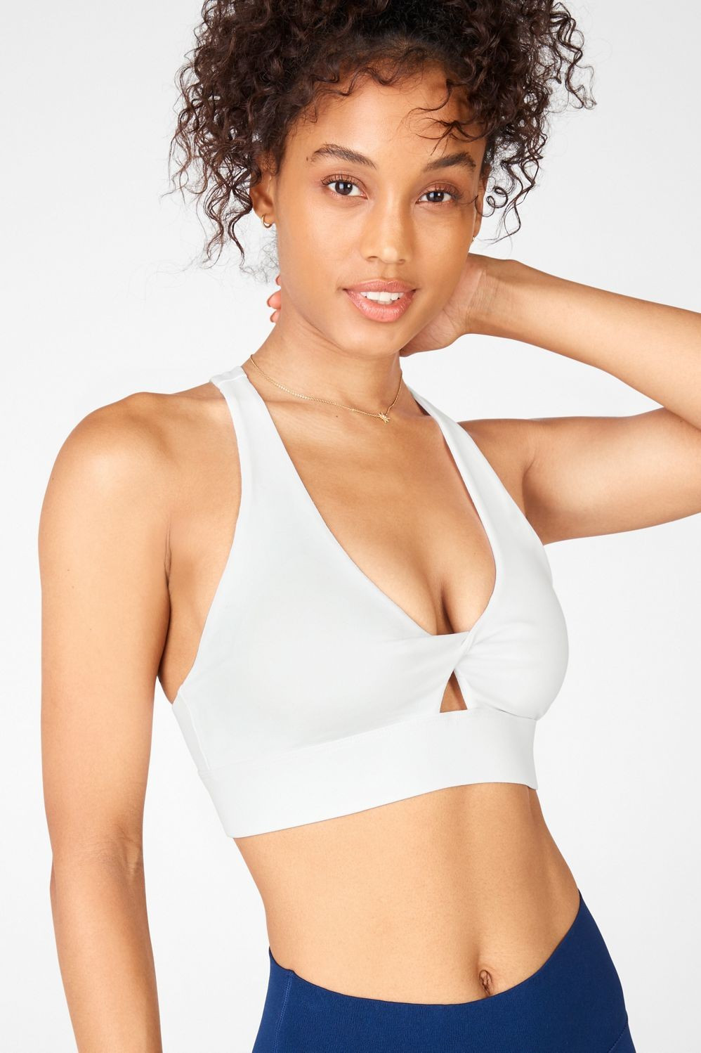 Oasis Twist Sports Bra | Fabletics - North America